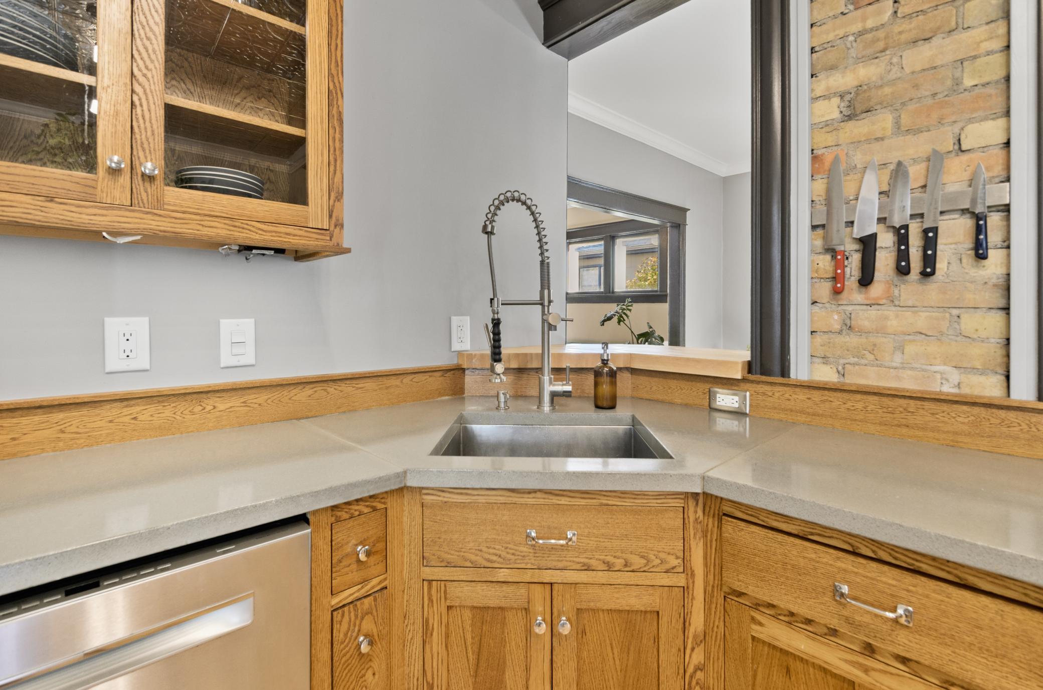 View of Residential at 2322 Grand Street, Minneapolis MN 55418, Minneapolis (15 of 38) - Mike Wilen | Minnesota Team Real Estate