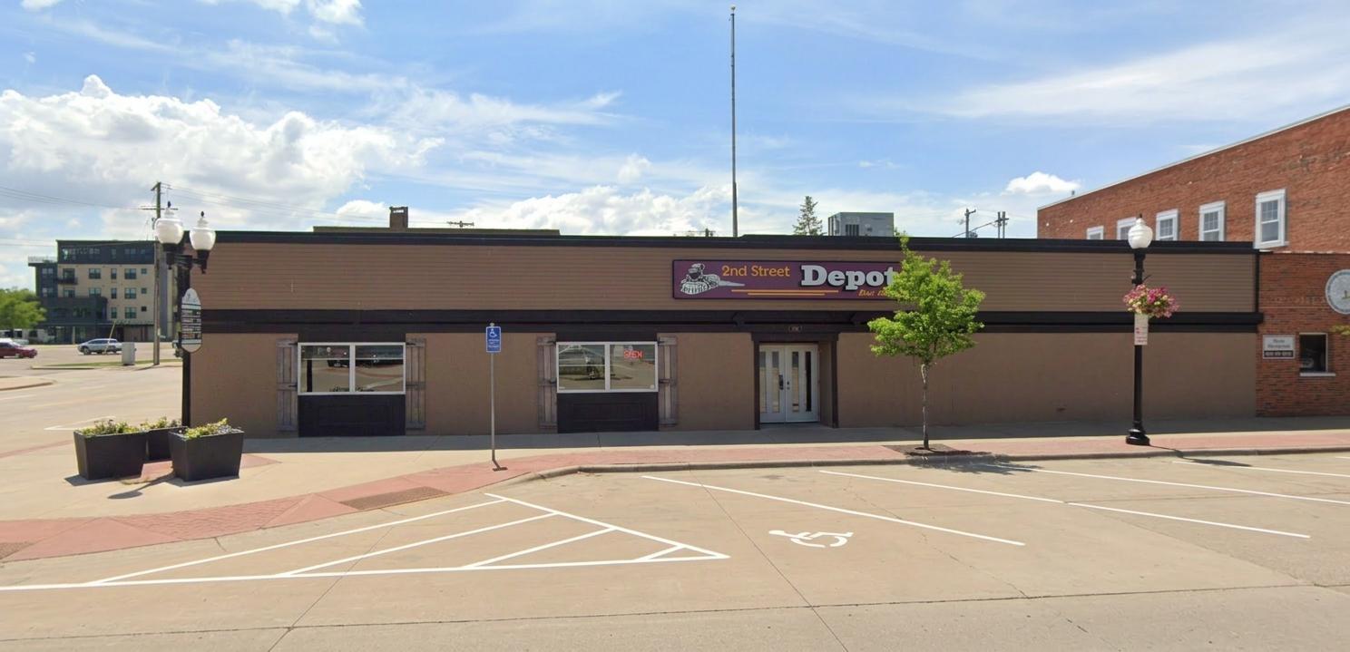 View of Business Opportunity, Mixed Use, Office, Retail/Shopping Center, Warehouse at 320 2nd Street, Hastings - Mike Wilen | Minnesota Team Real Estate