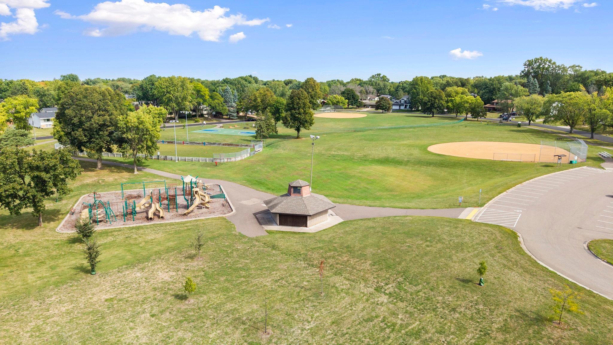 View of Residential at 3848 Maryland Avenue, New Hope MN 55427, New Hope (39 of 41) - Mike Wilen | Minnesota Team Real Estate