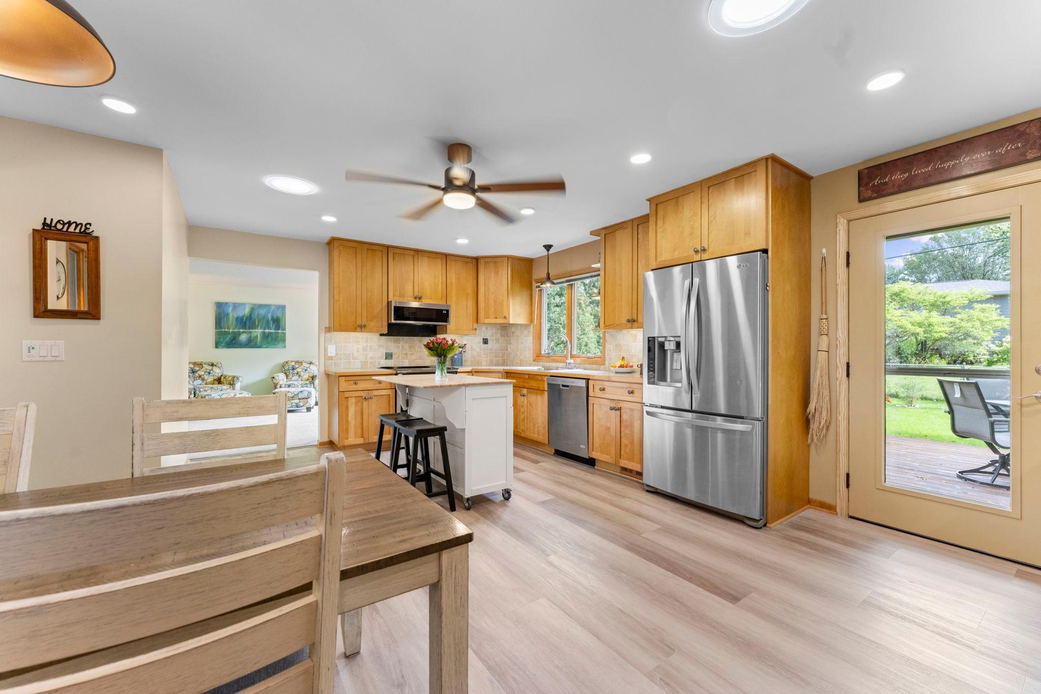 View of Residential at 3848 Maryland Avenue, New Hope MN 55427, New Hope (11 of 41) - Mike Wilen | Minnesota Team Real Estate