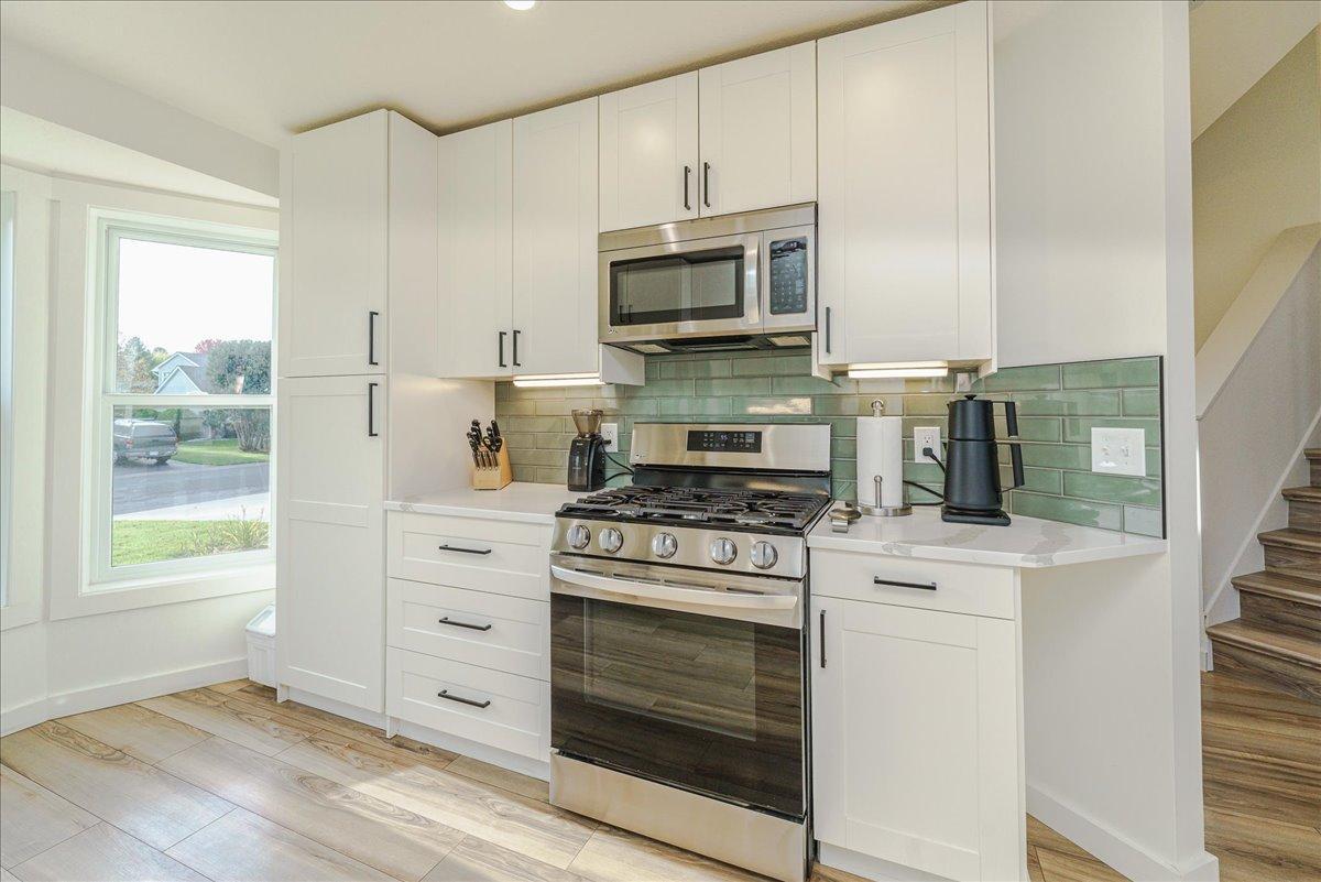 View of Residential at 565 Coventry Parkway, Eagan MN 55123, Eagan (11 of 55) - Mike Wilen | Minnesota Team Real Estate