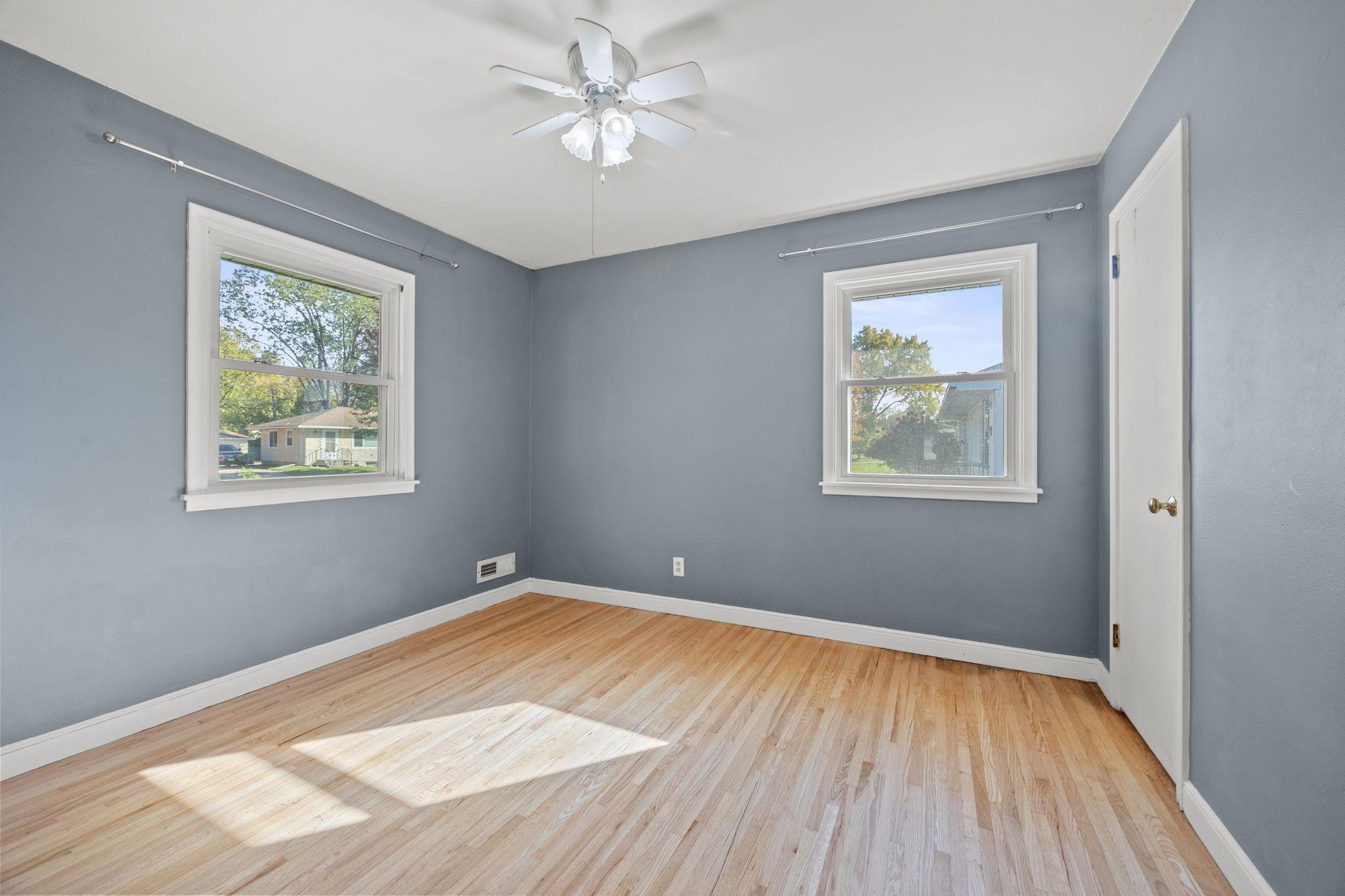 View of Residential at 2735 Chippewa Avenue, North Saint Paul MN 55109, North Saint Paul (21 of 31) - Mike Wilen | Minnesota Team Real Estate