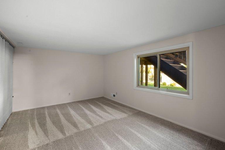 View of Residential at 9031 Johnson Avenue, Bloomington MN 55437, Bloomington (26 of 39) - Mike Wilen | Minnesota Team Real Estate