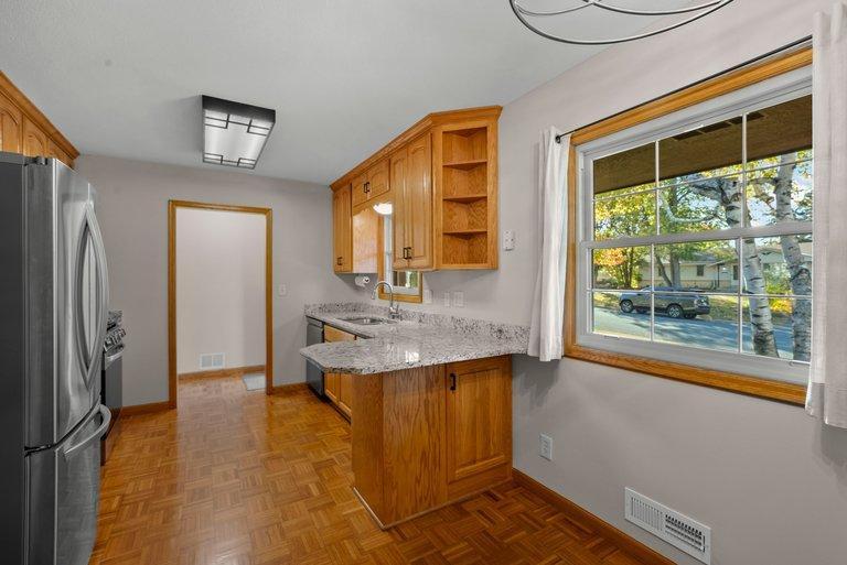 View of Residential at 9031 Johnson Avenue, Bloomington MN 55437, Bloomington (18 of 39) - Mike Wilen | Minnesota Team Real Estate