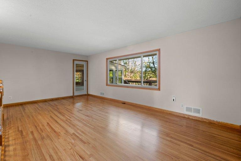 View of Residential at 9031 Johnson Avenue, Bloomington MN 55437, Bloomington (13 of 39) - Mike Wilen | Minnesota Team Real Estate