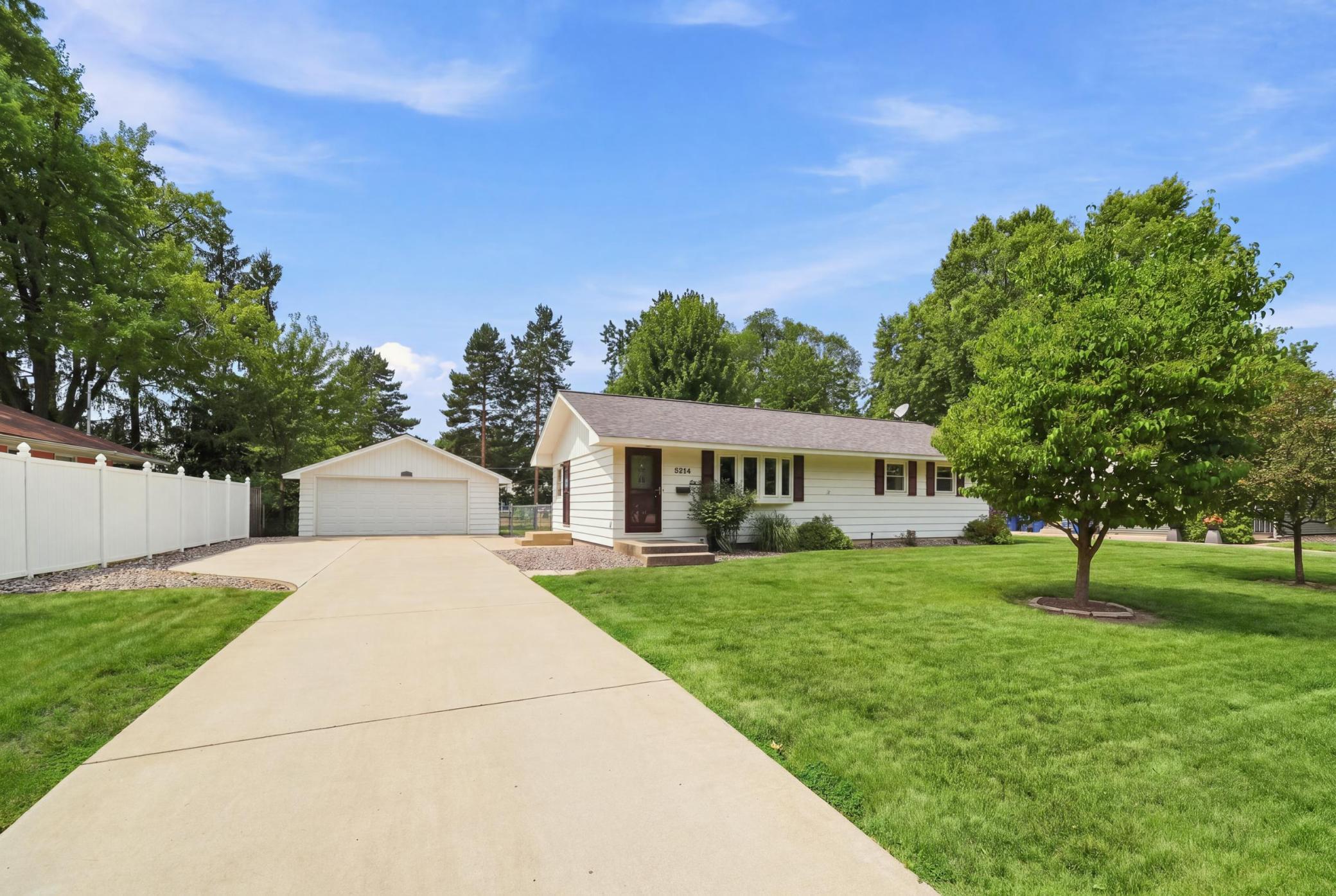View of Residential at 9324 10th Avenue, Bloomington MN 55420, Bloomington - Mike Wilen | Minnesota Team Real Estate
