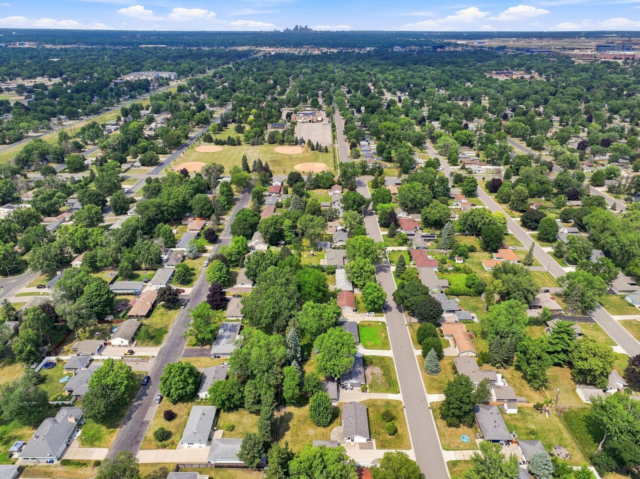 View of Residential at 9324 10th Avenue, Bloomington MN 55420, Bloomington (57 of 75) - Mike Wilen | Minnesota Team Real Estate
