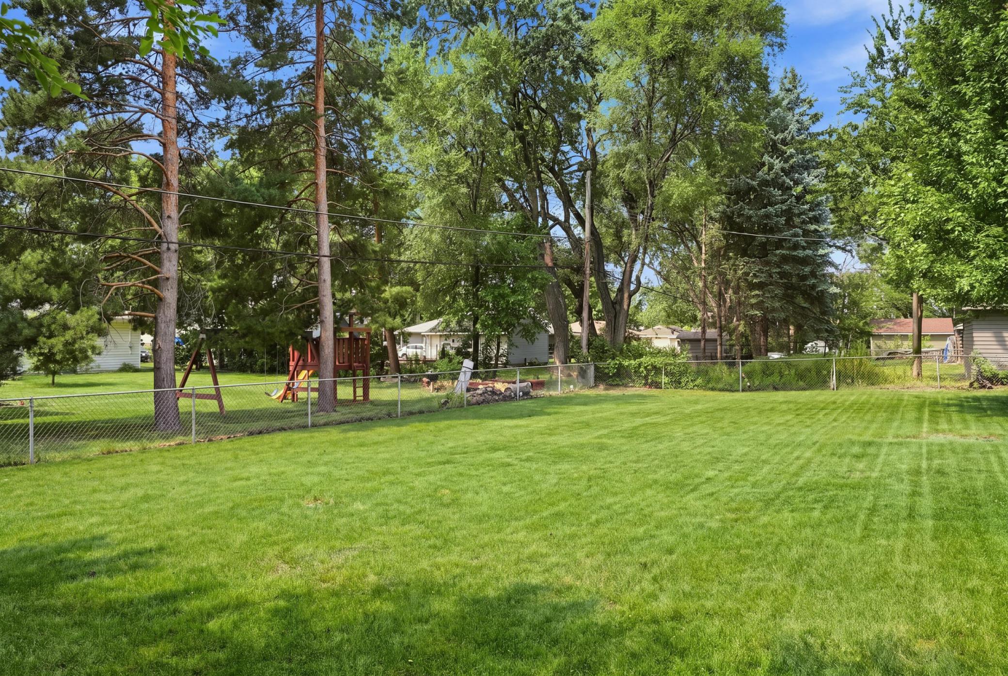 View of Residential at 9324 10th Avenue, Bloomington MN 55420, Bloomington (40 of 75) - Mike Wilen | Minnesota Team Real Estate