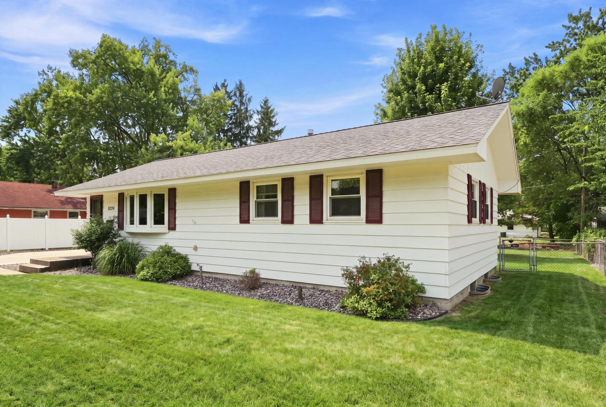 View of Residential at 9324 10th Avenue, Bloomington MN 55420, Bloomington (63 of 75) - Mike Wilen | Minnesota Team Real Estate