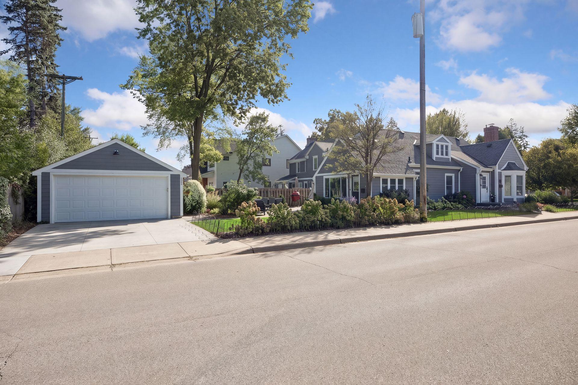 View of Residential at 2601 Inglewood Avenue, Saint Louis Park MN 55416, Saint Louis Park (5 of 6) - Mike Wilen | Minnesota Team Real Estate