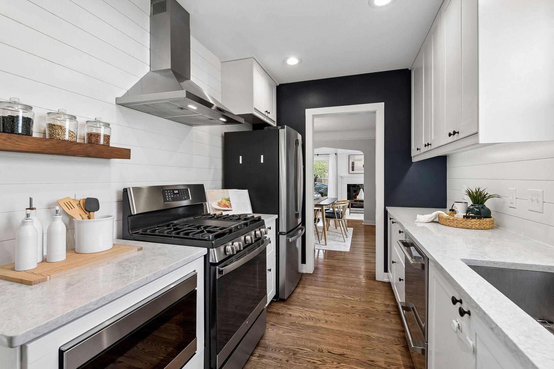 View of Residential at 2601 Inglewood Avenue, Saint Louis Park MN 55416, Saint Louis Park (8 of 32) - Mike Wilen | Minnesota Team Real Estate