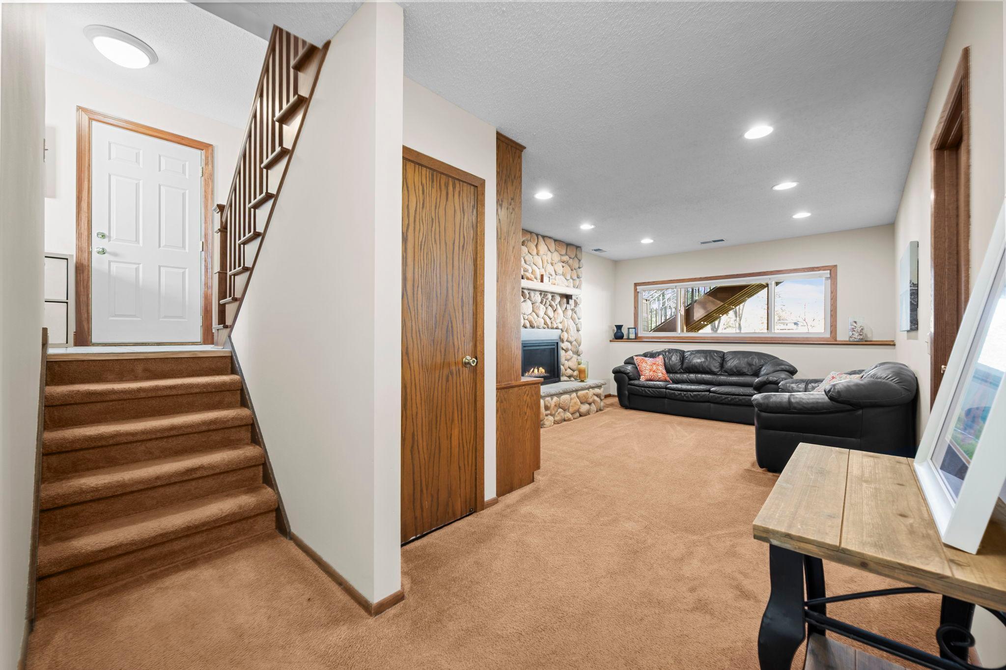 View of Residential at 8308 104th Street, Bloomington MN 55438, Bloomington (21 of 47) - Mike Wilen | Minnesota Team Real Estate