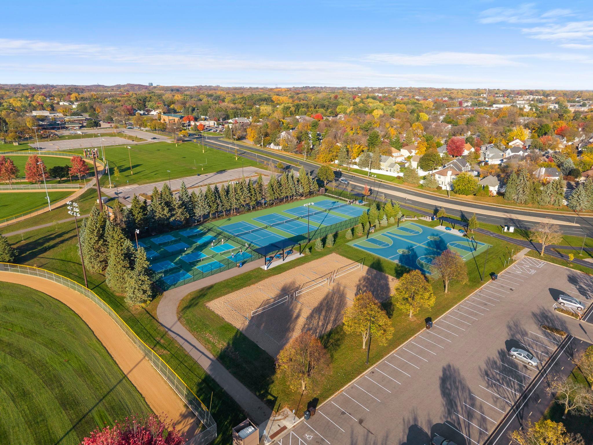 View of Residential at 8308 104th Street, Bloomington MN 55438, Bloomington (43 of 47) - Mike Wilen | Minnesota Team Real Estate