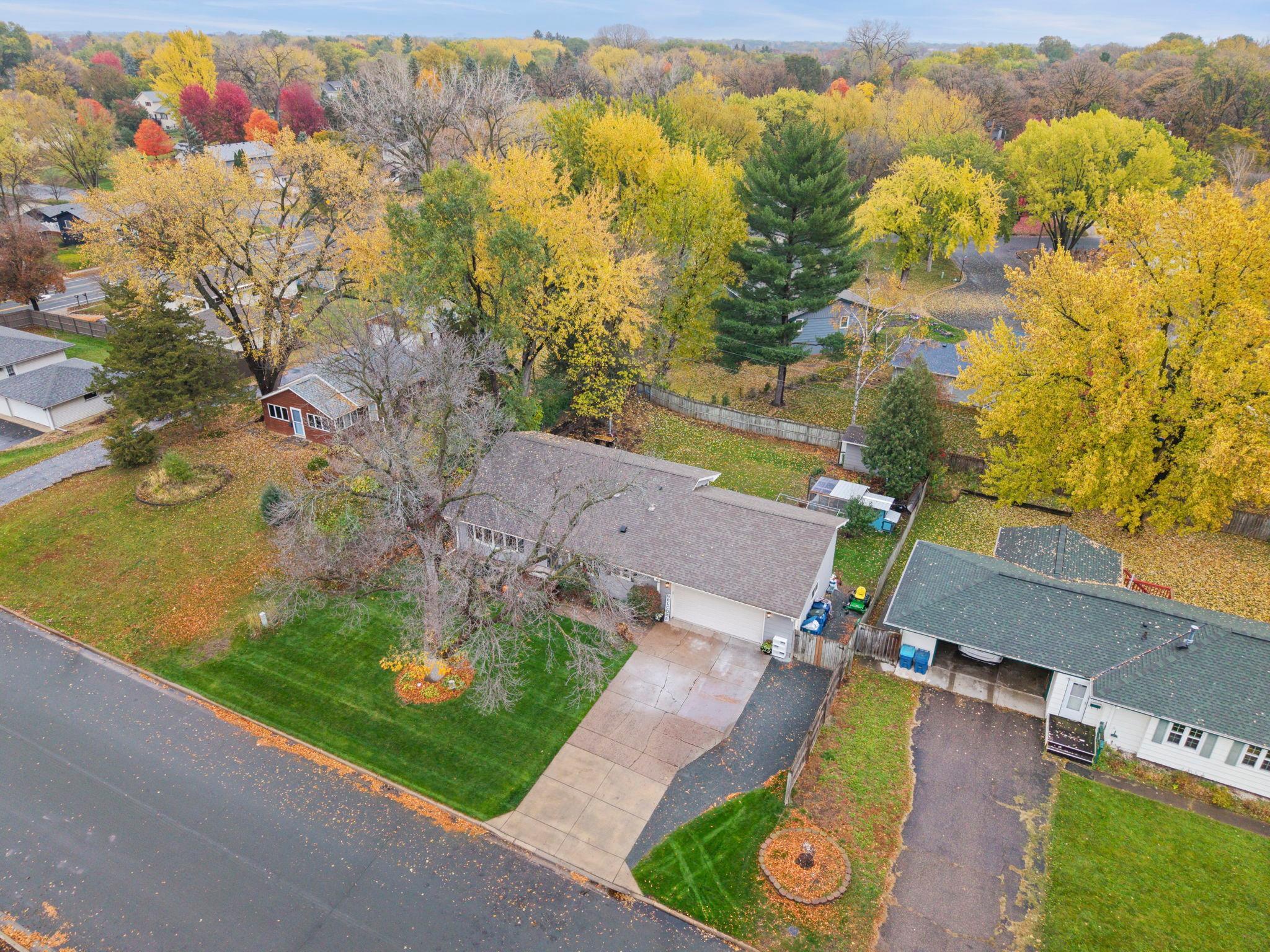 View of Residential at 10621 Russell Avenue, Bloomington MN 55431, Bloomington (21 of 29) - Mike Wilen | Minnesota Team Real Estate