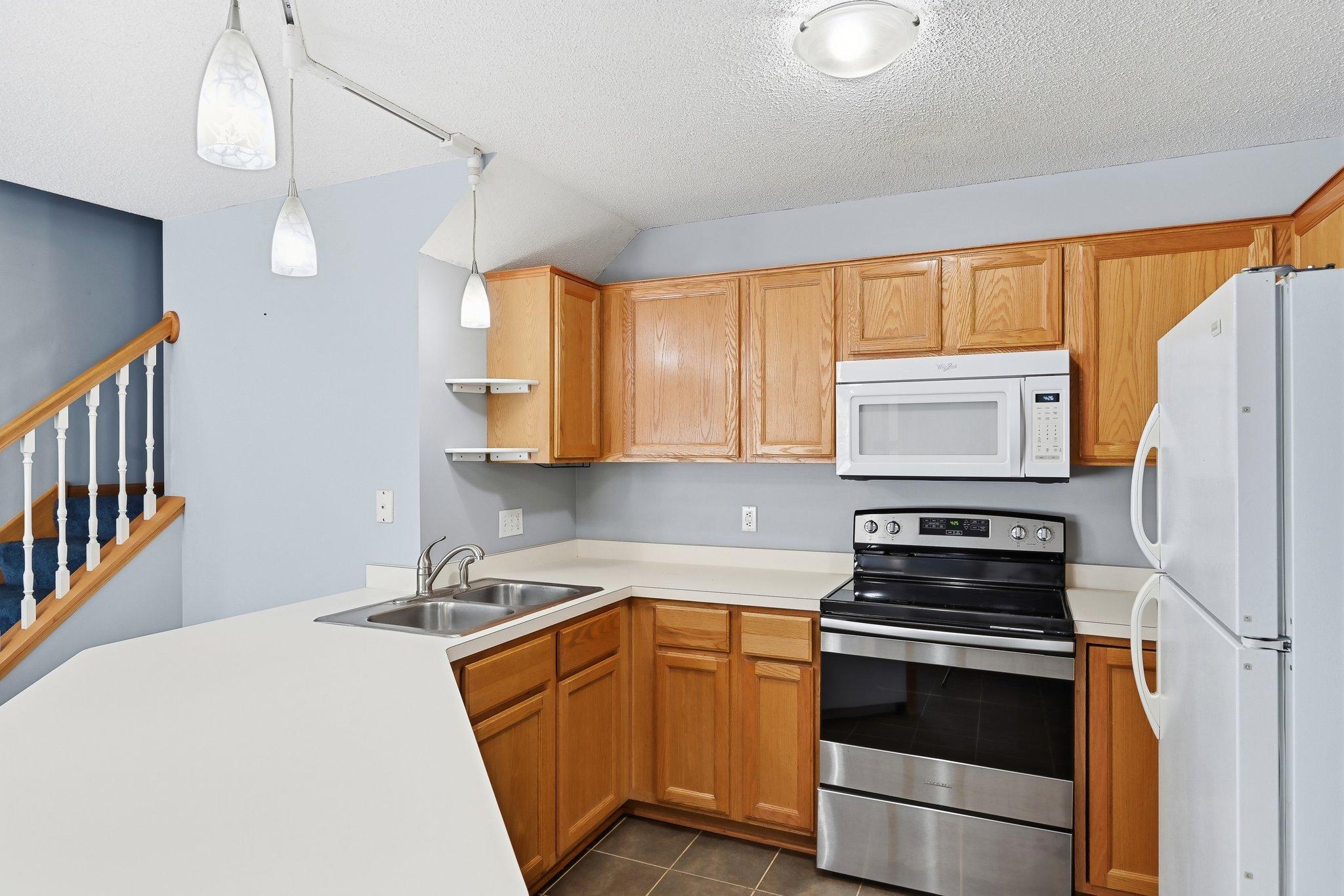 View of Residential at 1737 Riverwood Drive #72, Burnsville MN 55337, Burnsville (17 of 29) - Mike Wilen | Minnesota Team Real Estate