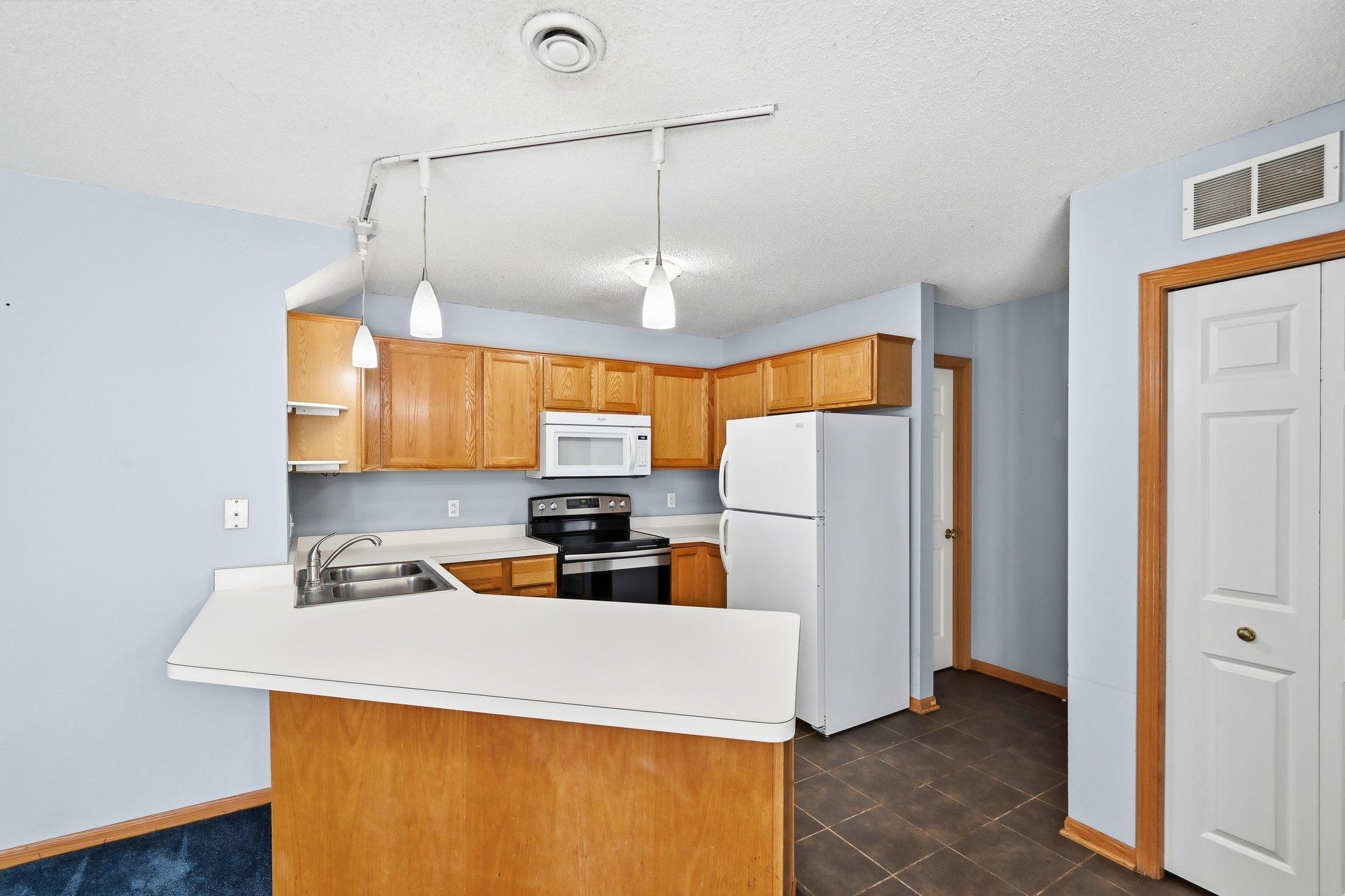 View of Residential at 1737 Riverwood Drive #72, Burnsville MN 55337, Burnsville (16 of 29) - Mike Wilen | Minnesota Team Real Estate