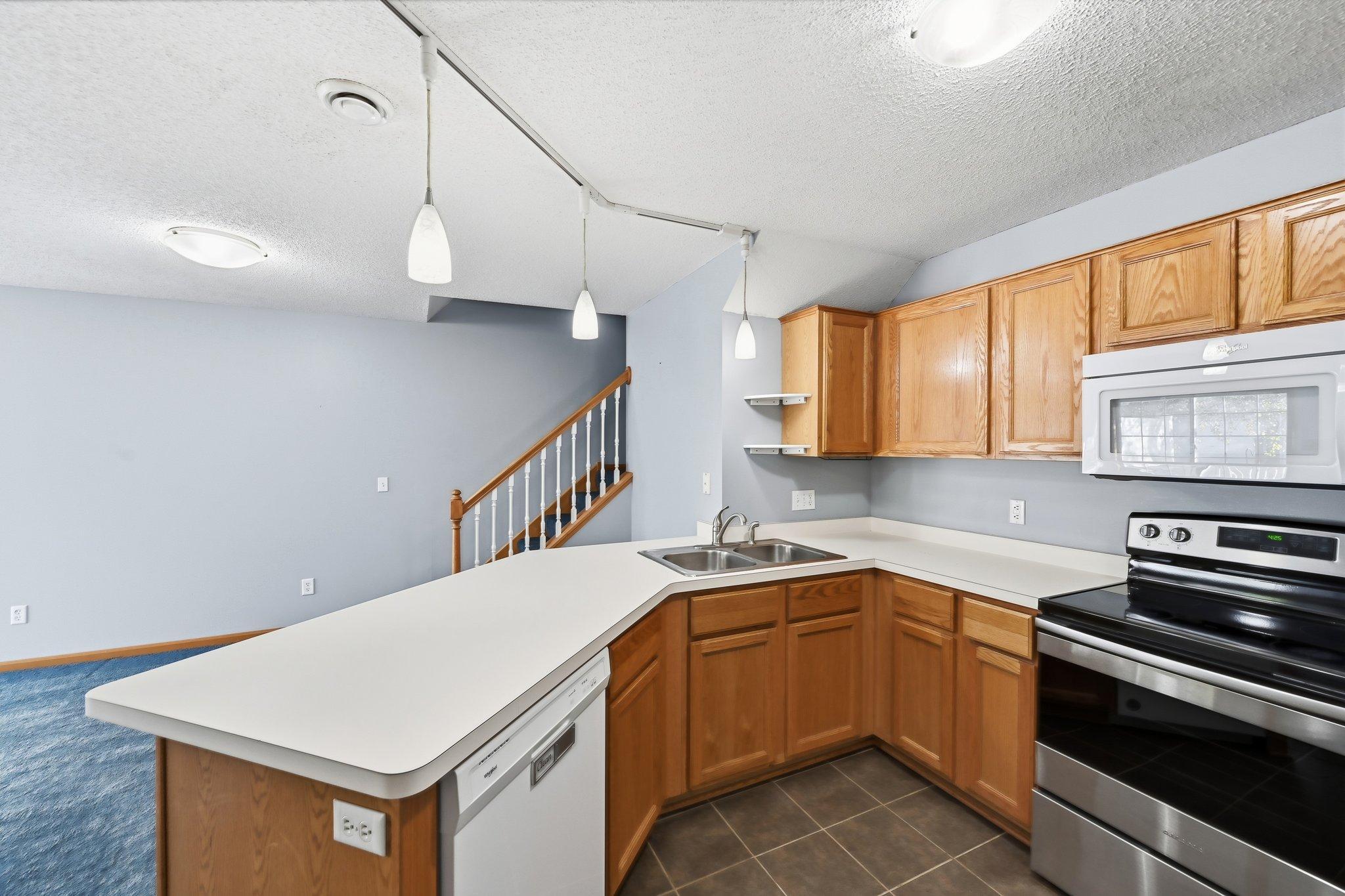View of Residential at 1737 Riverwood Drive #72, Burnsville MN 55337, Burnsville (18 of 29) - Mike Wilen | Minnesota Team Real Estate