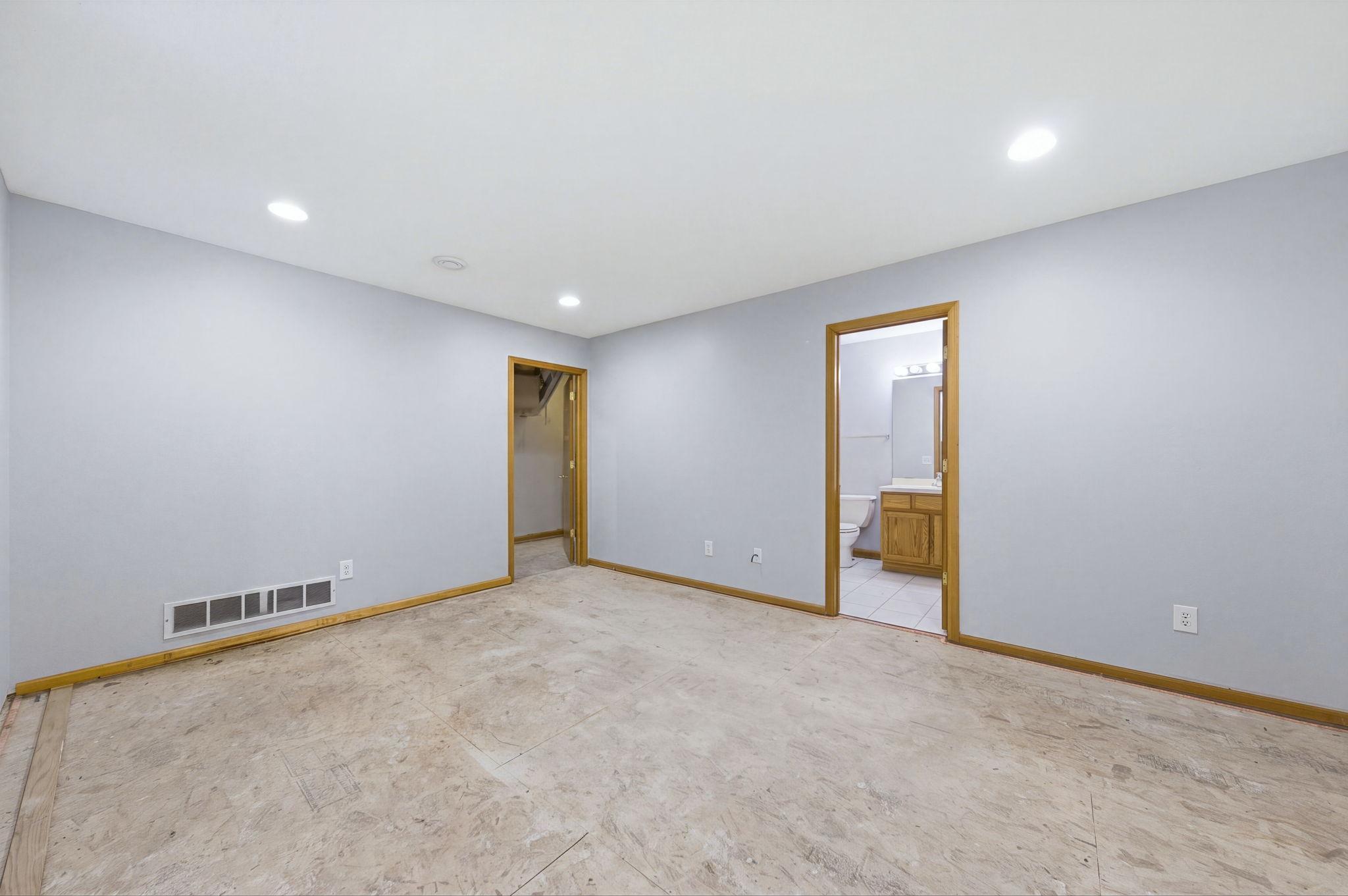 View of Residential at 3684 Robin Lane, Eagan MN 55122, Eagan (17 of 33) - Mike Wilen | Minnesota Team Real Estate