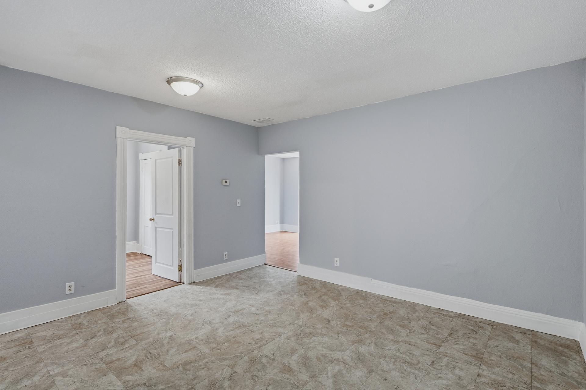 View of Residential Income at 669 Case Avenue, Saint Paul MN 55106, Saint Paul (44 of 65) - Mike Wilen | Minnesota Team Real Estate