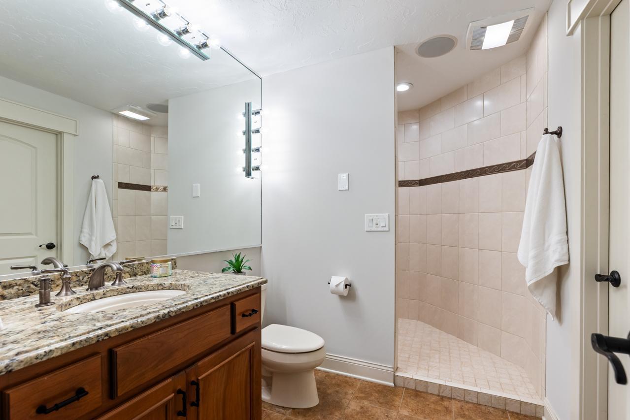View of Residential at 18600 Ridgewood Road, Minnetonka MN 55391, Minnetonka (56 of 67) - Mike Wilen | Minnesota Team Real Estate