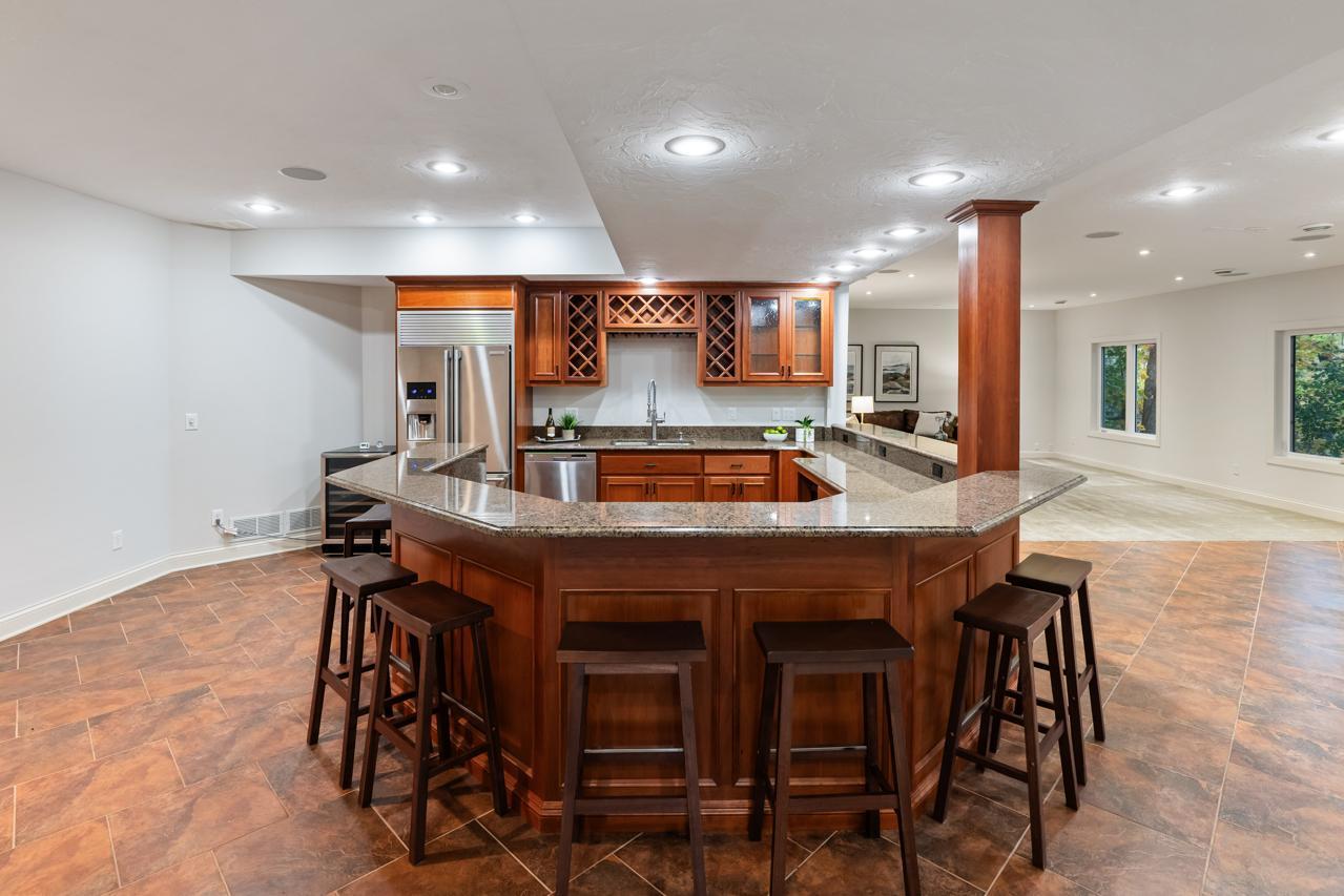 View of Residential at 18600 Ridgewood Road, Minnetonka MN 55391, Minnetonka (51 of 67) - Mike Wilen | Minnesota Team Real Estate