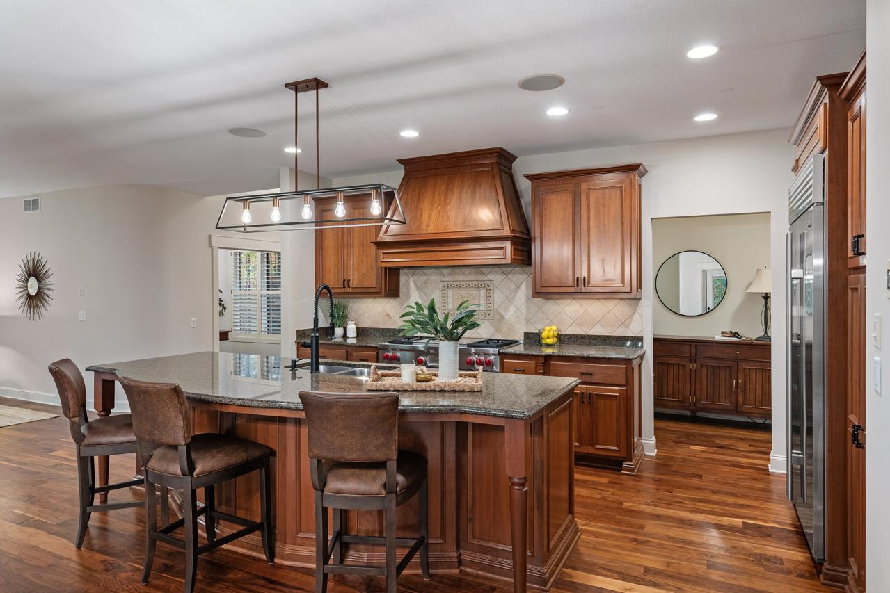 View of Residential at 18600 Ridgewood Road, Minnetonka MN 55391, Minnetonka (9 of 67) - Mike Wilen | Minnesota Team Real Estate