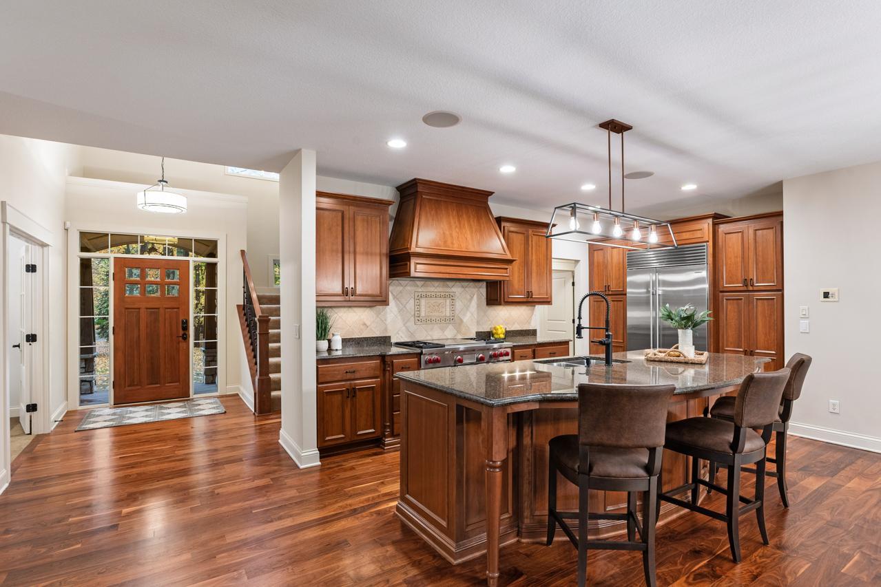 View of Residential at 18600 Ridgewood Road, Minnetonka MN 55391, Minnetonka (5 of 67) - Mike Wilen | Minnesota Team Real Estate