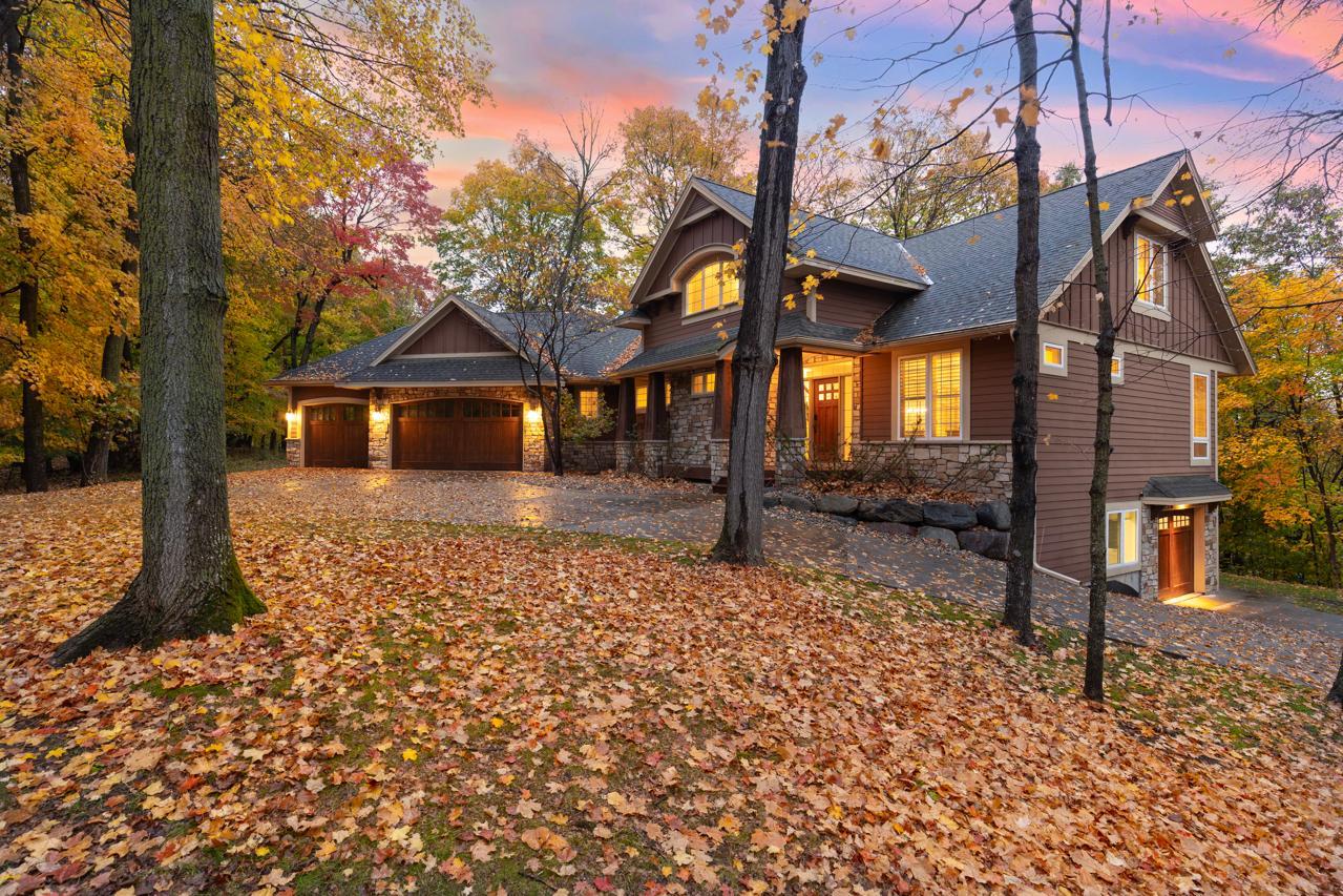 View of Single Family at 18600 Ridgewood Road, Minnetonka - Mike Wilen | Minnesota Team Real Estate