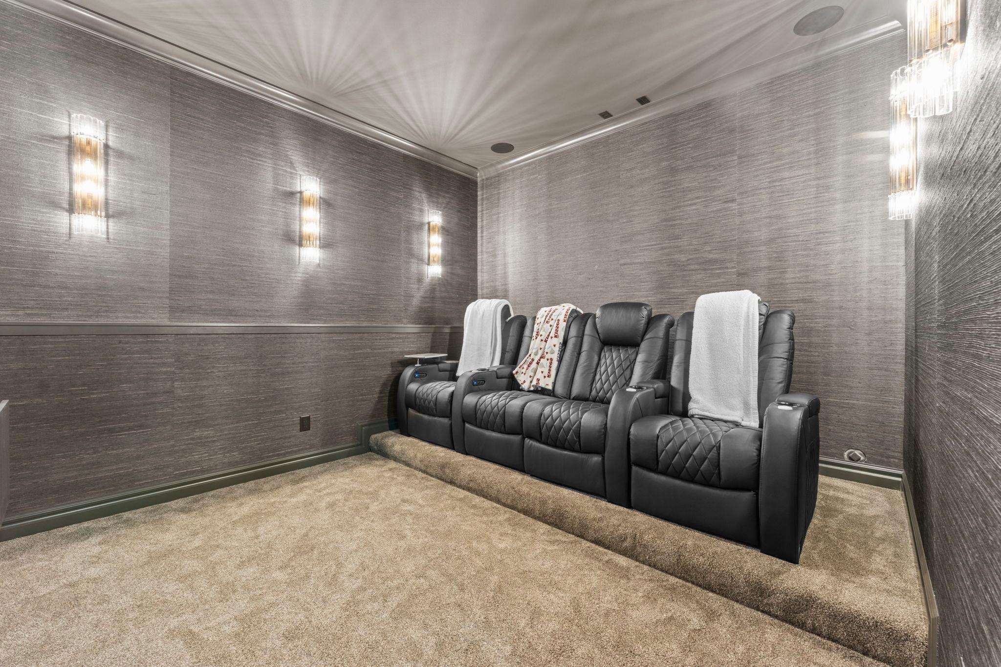 View of Residential at 1915 Oakland Road, Minnetonka MN 55305, Minnetonka (88 of 148) - Mike Wilen | Minnesota Team Real Estate