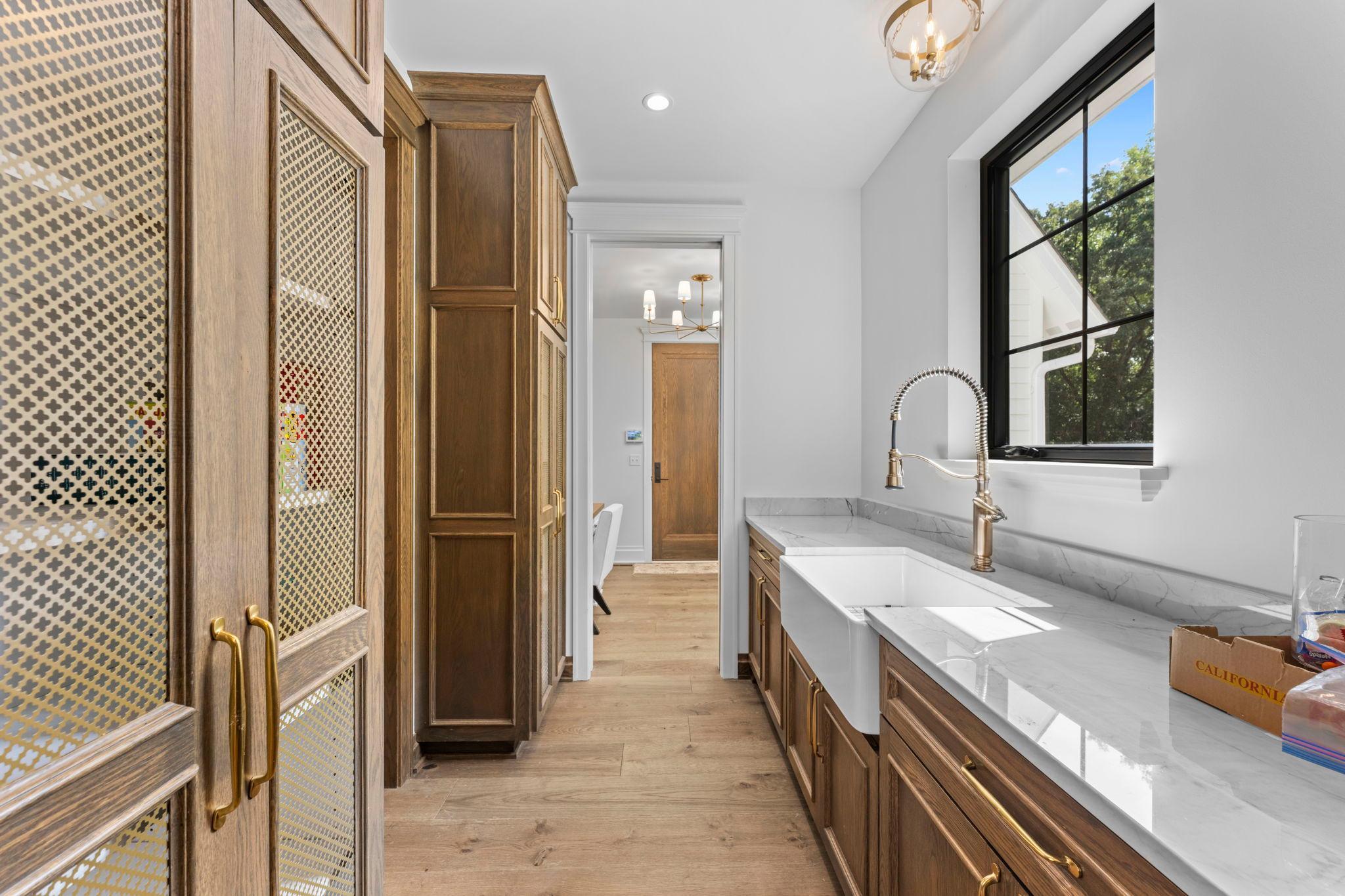 View of Residential at 1915 Oakland Road, Minnetonka MN 55305, Minnetonka (34 of 148) - Mike Wilen | Minnesota Team Real Estate