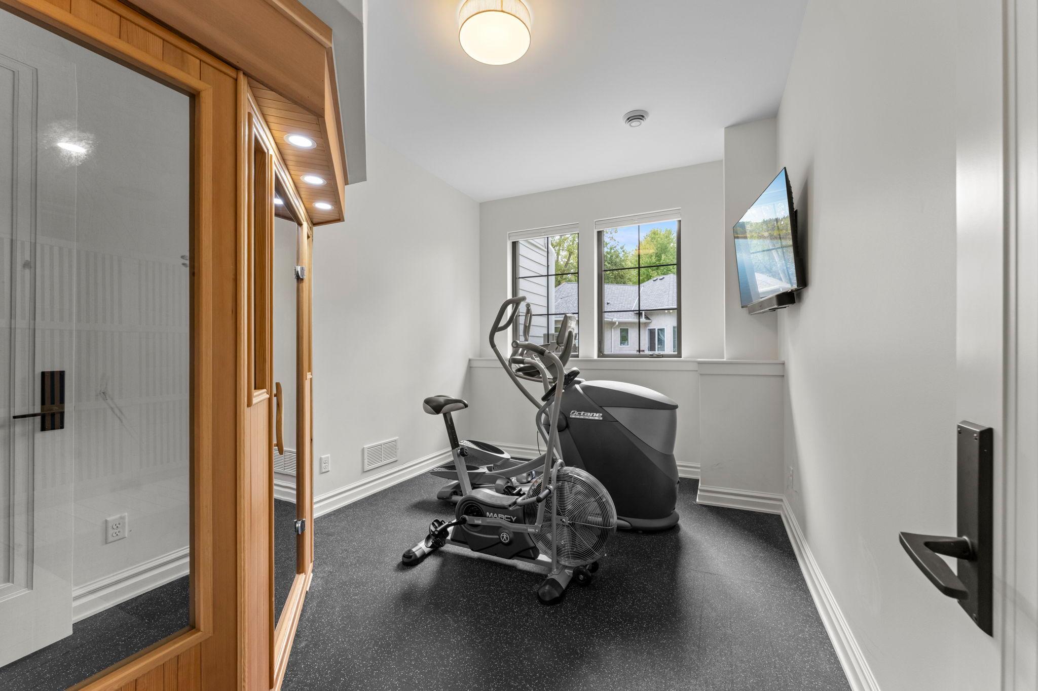 View of Residential at 1915 Oakland Road, Minnetonka MN 55305, Minnetonka (147 of 148) - Mike Wilen | Minnesota Team Real Estate