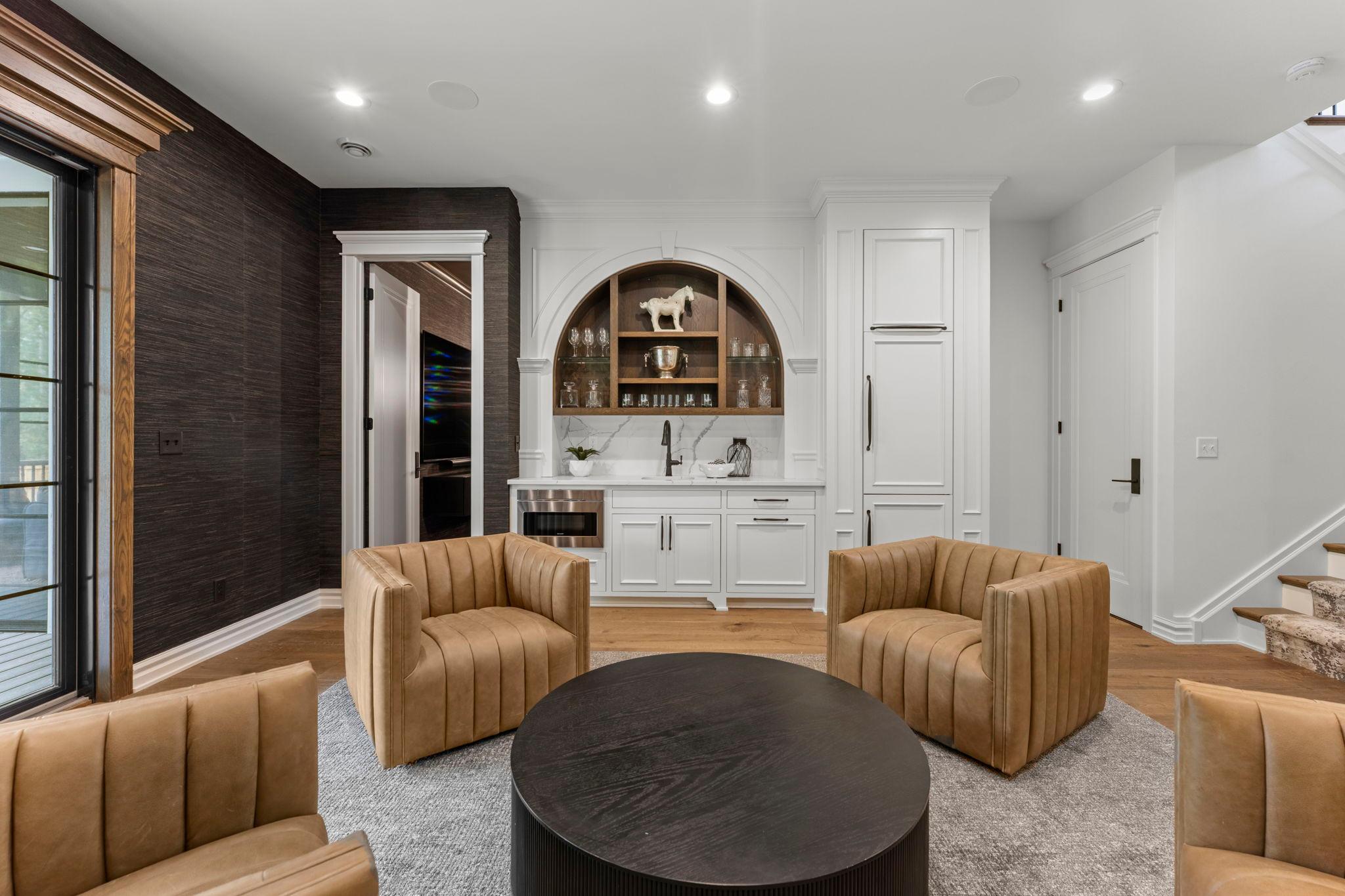View of Residential at 1915 Oakland Road, Minnetonka MN 55305, Minnetonka (139 of 148) - Mike Wilen | Minnesota Team Real Estate