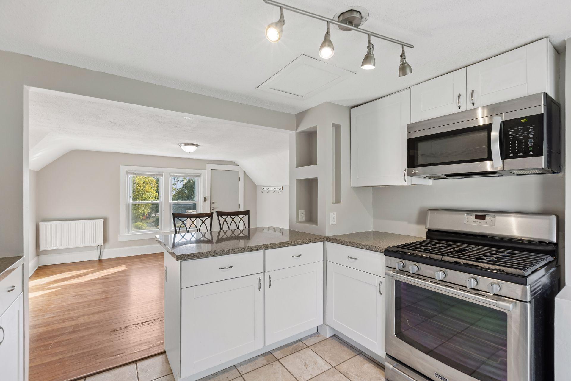 View of Residential Income at 3127 Silver Lake Road, Saint Anthony MN 55418, Saint Anthony (22 of 35) - Mike Wilen | Minnesota Team Real Estate