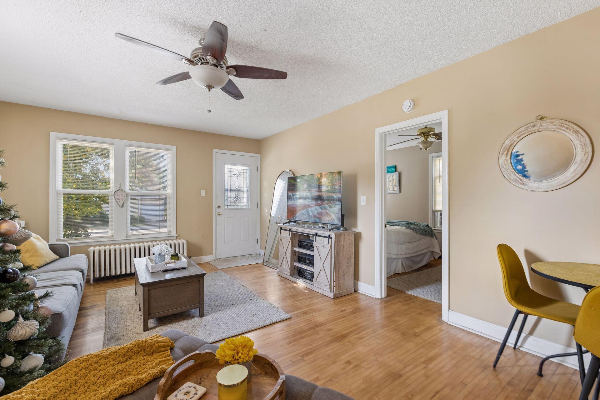 View of Residential Income at 3127 Silver Lake Road, Saint Anthony MN 55418, Saint Anthony (5 of 35) - Mike Wilen | Minnesota Team Real Estate