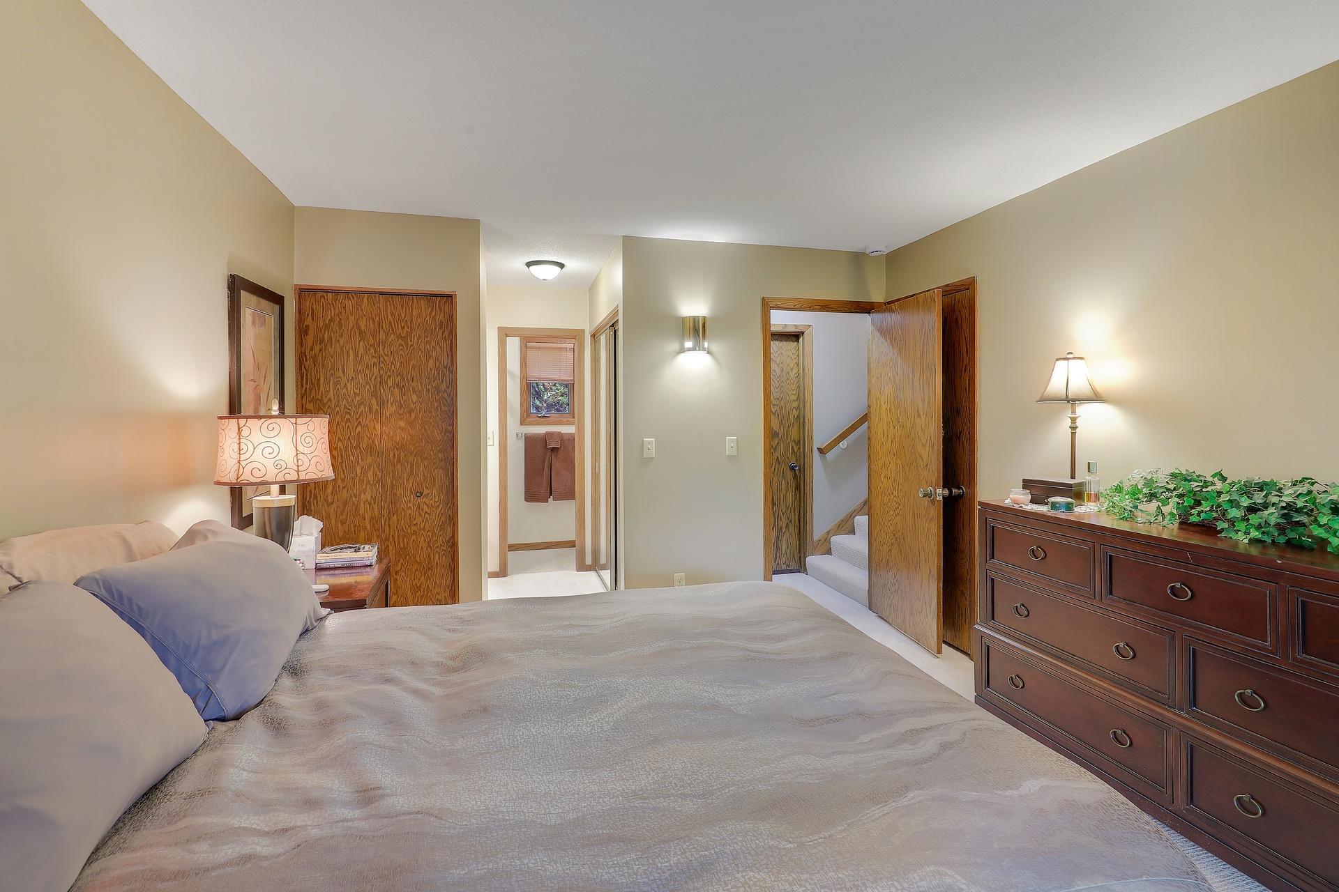 View of Residential at 1880 Black Oaks Lane, Plymouth MN 55447, Plymouth (21 of 42) - Mike Wilen | Minnesota Team Real Estate