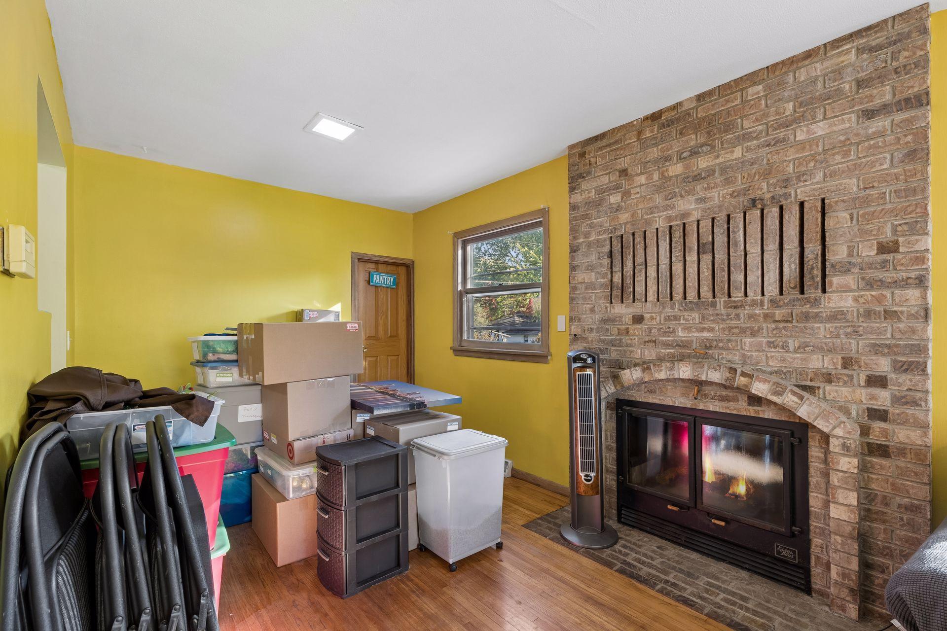 View of Residential at 4042 Nevada Avenue, New Hope MN 55427, New Hope (9 of 16) - Mike Wilen | Minnesota Team Real Estate