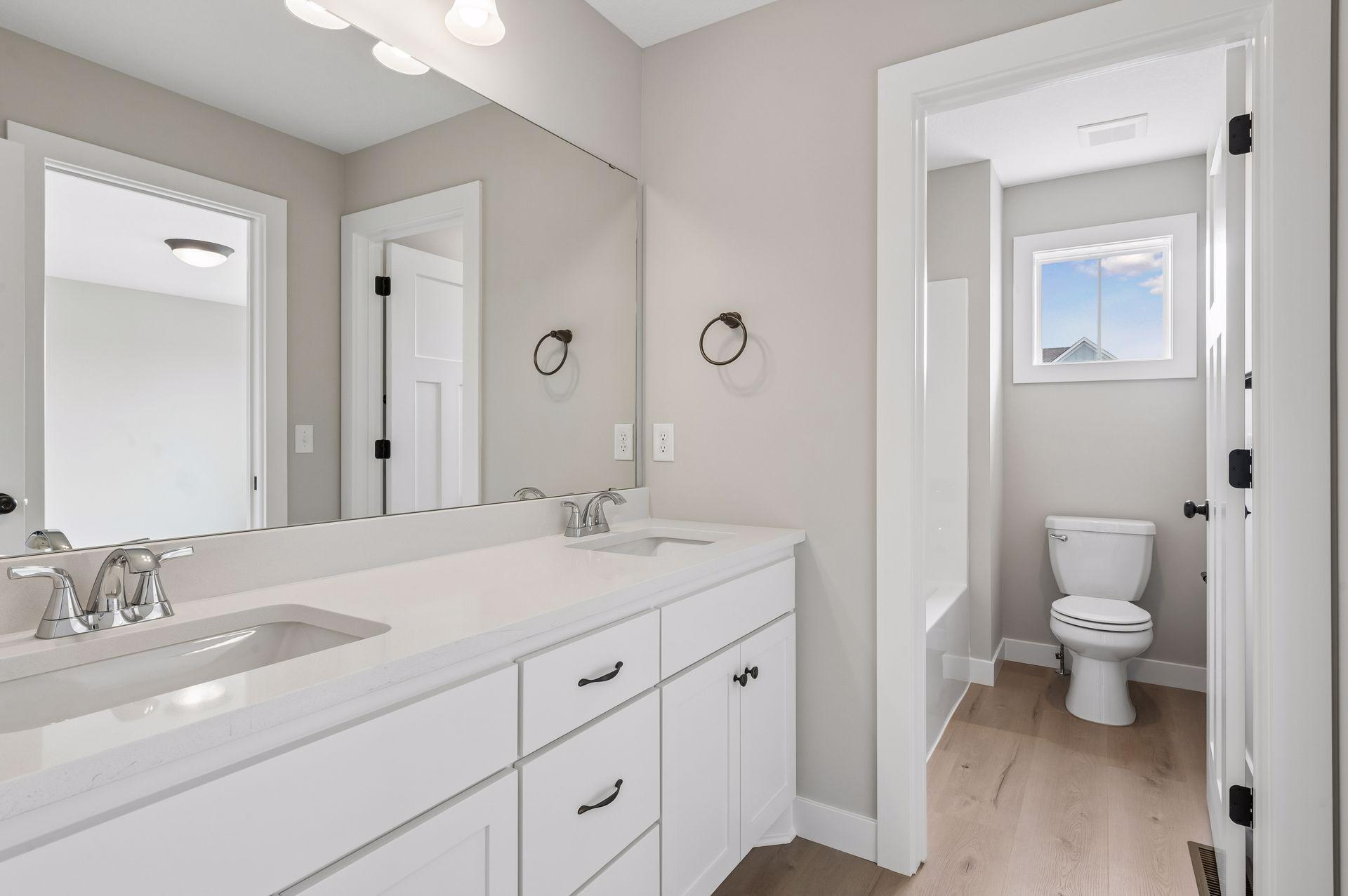 View of Residential at 618 Sunflower Court, Maplewood MN 55119, Maplewood (27 of 36) - Mike Wilen | Minnesota Team Real Estate
