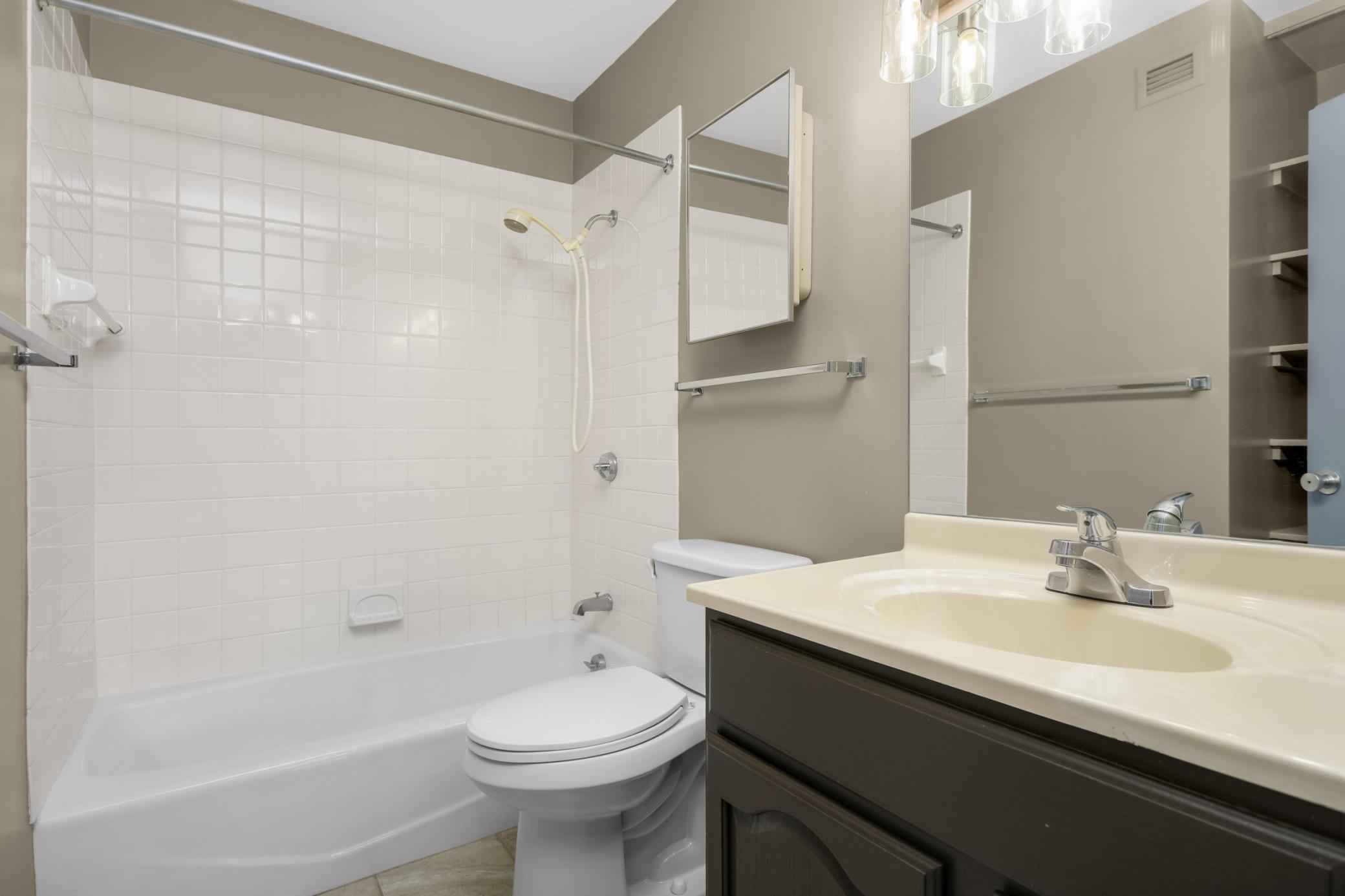 View of Residential at 19 1st Street #B808, Minneapolis MN 55401, Minneapolis (22 of 74) - Mike Wilen | Minnesota Team Real Estate
