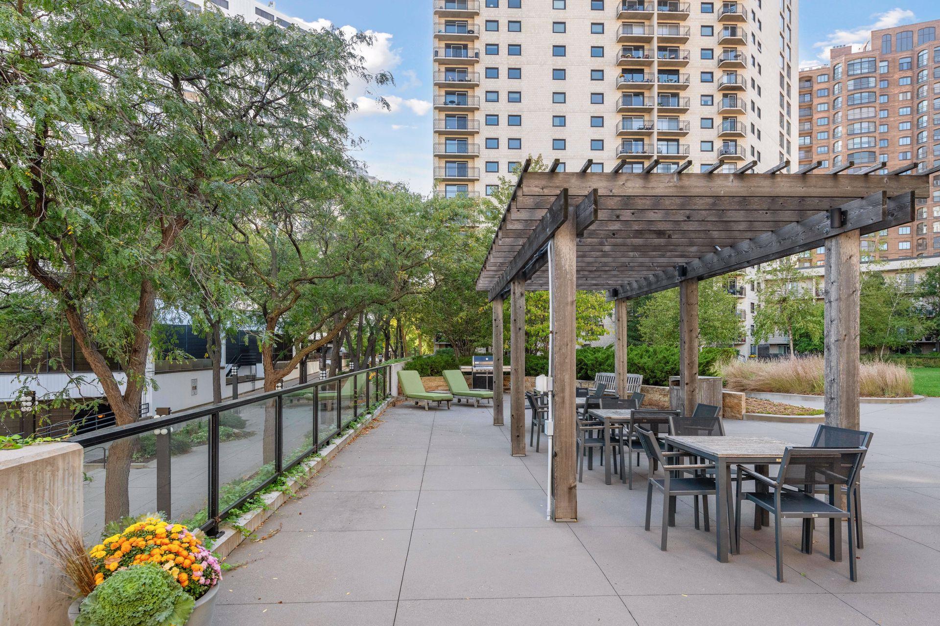 View of Residential at 1225 Lasalle Avenue #2307, Minneapolis MN 55403, Minneapolis (31 of 33) - Mike Wilen | Minnesota Team Real Estate