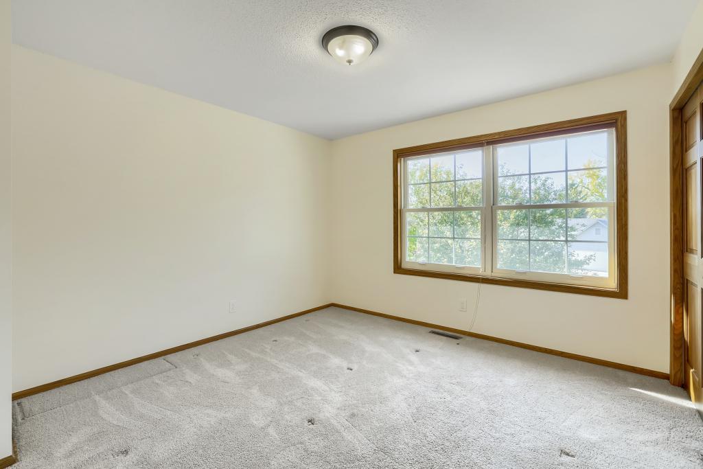 View of Residential at 1568 Ashbury Place, Eagan MN 55122, Eagan (17 of 38) - Mike Wilen | Minnesota Team Real Estate