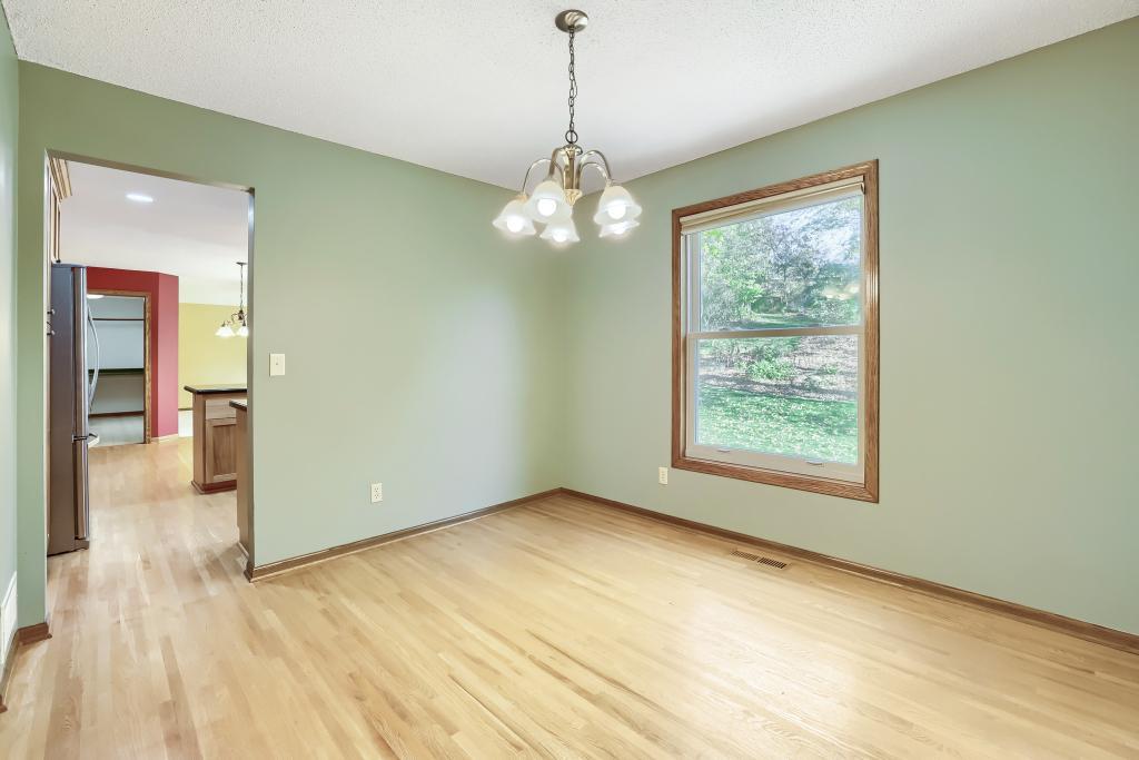 View of Residential at 1568 Ashbury Place, Eagan MN 55122, Eagan (10 of 38) - Mike Wilen | Minnesota Team Real Estate