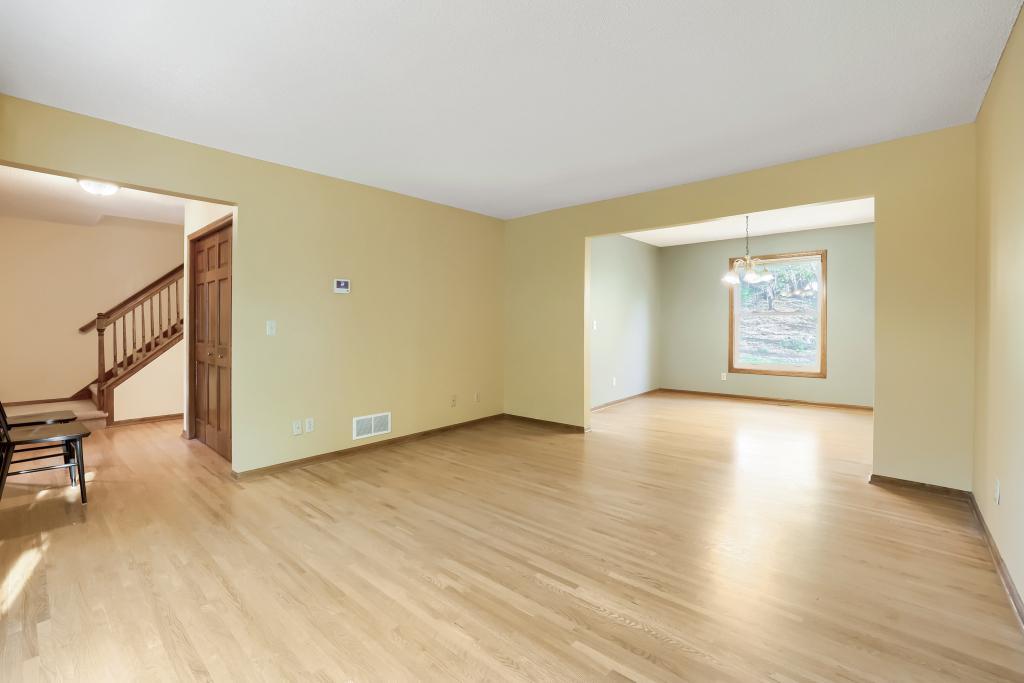 View of Residential at 1568 Ashbury Place, Eagan MN 55122, Eagan (9 of 38) - Mike Wilen | Minnesota Team Real Estate