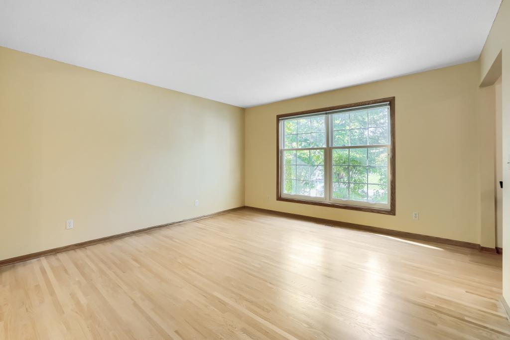 View of Residential at 1568 Ashbury Place, Eagan MN 55122, Eagan (11 of 38) - Mike Wilen | Minnesota Team Real Estate