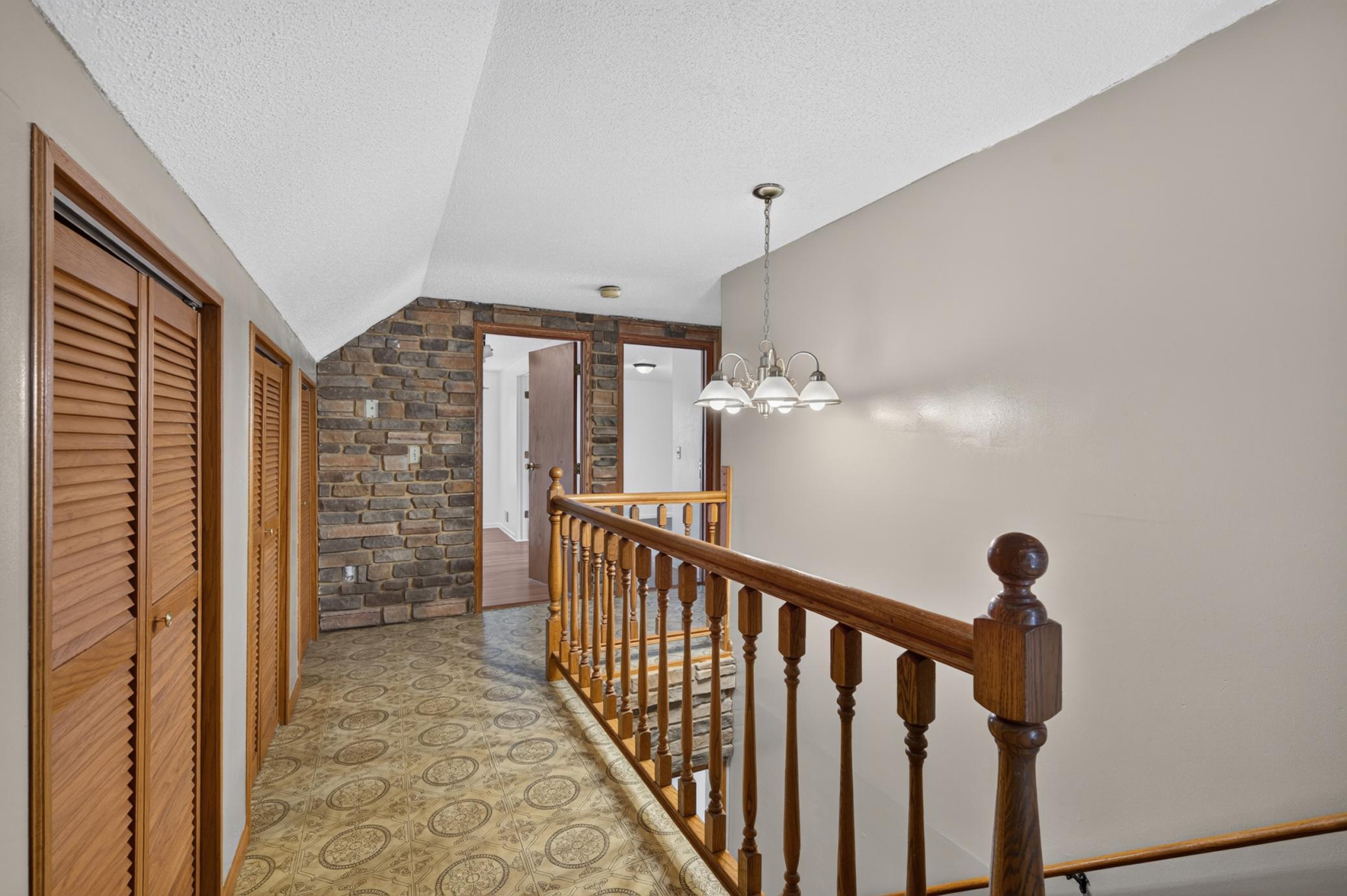 View of Residential at 1701 4th Street, Saint Paul MN 55106, Saint Paul (9 of 16) - Mike Wilen | Minnesota Team Real Estate