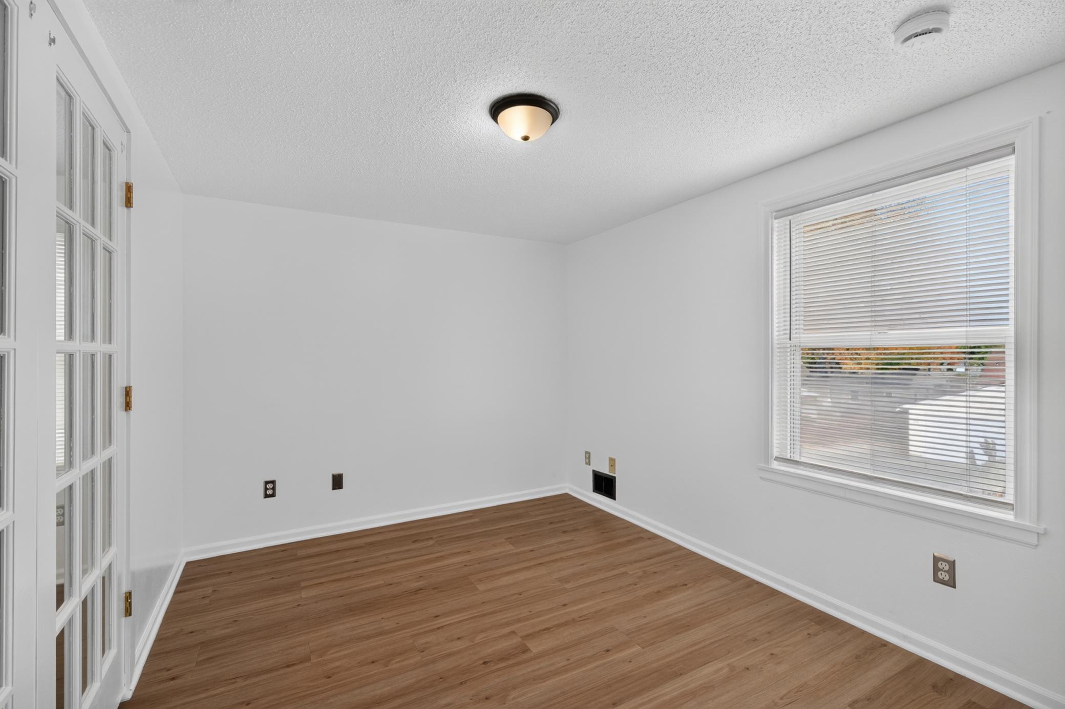 View of Residential at 1701 4th Street, Saint Paul MN 55106, Saint Paul (11 of 16) - Mike Wilen | Minnesota Team Real Estate