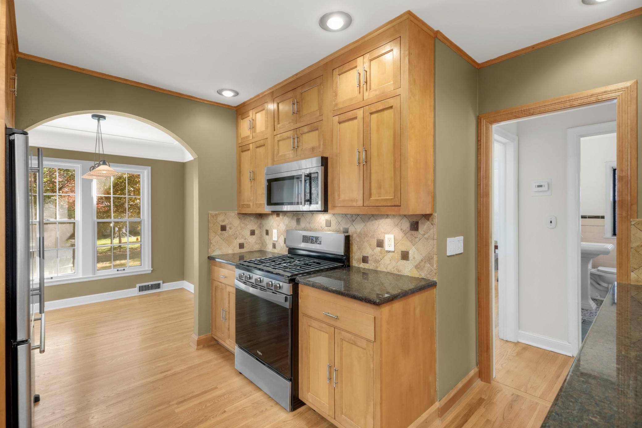 View of Residential at 4216 Utica Avenue, Saint Louis Park MN 55416, Saint Louis Park (22 of 41) - Mike Wilen | Minnesota Team Real Estate