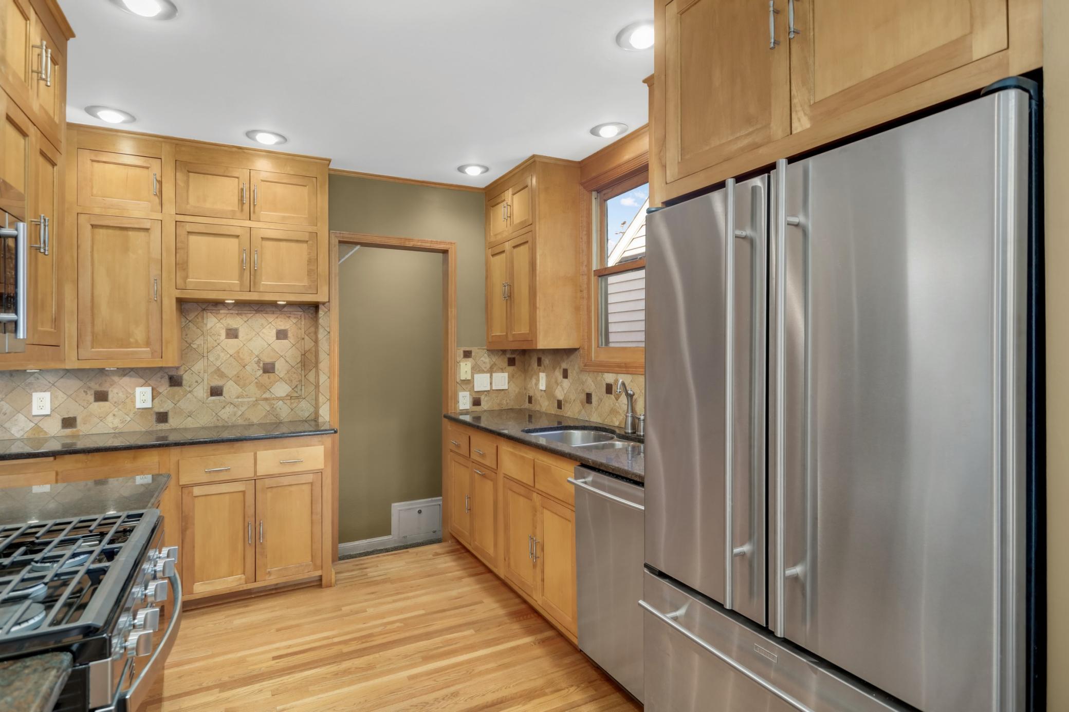 View of Residential at 4216 Utica Avenue, Saint Louis Park MN 55416, Saint Louis Park (20 of 41) - Mike Wilen | Minnesota Team Real Estate