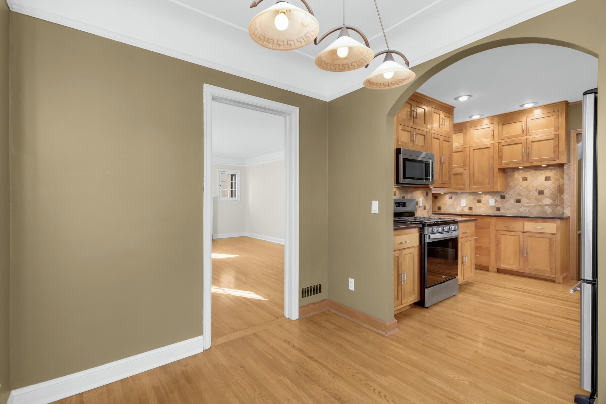 View of Residential at 4216 Utica Avenue, Saint Louis Park MN 55416, Saint Louis Park (6 of 41) - Mike Wilen | Minnesota Team Real Estate