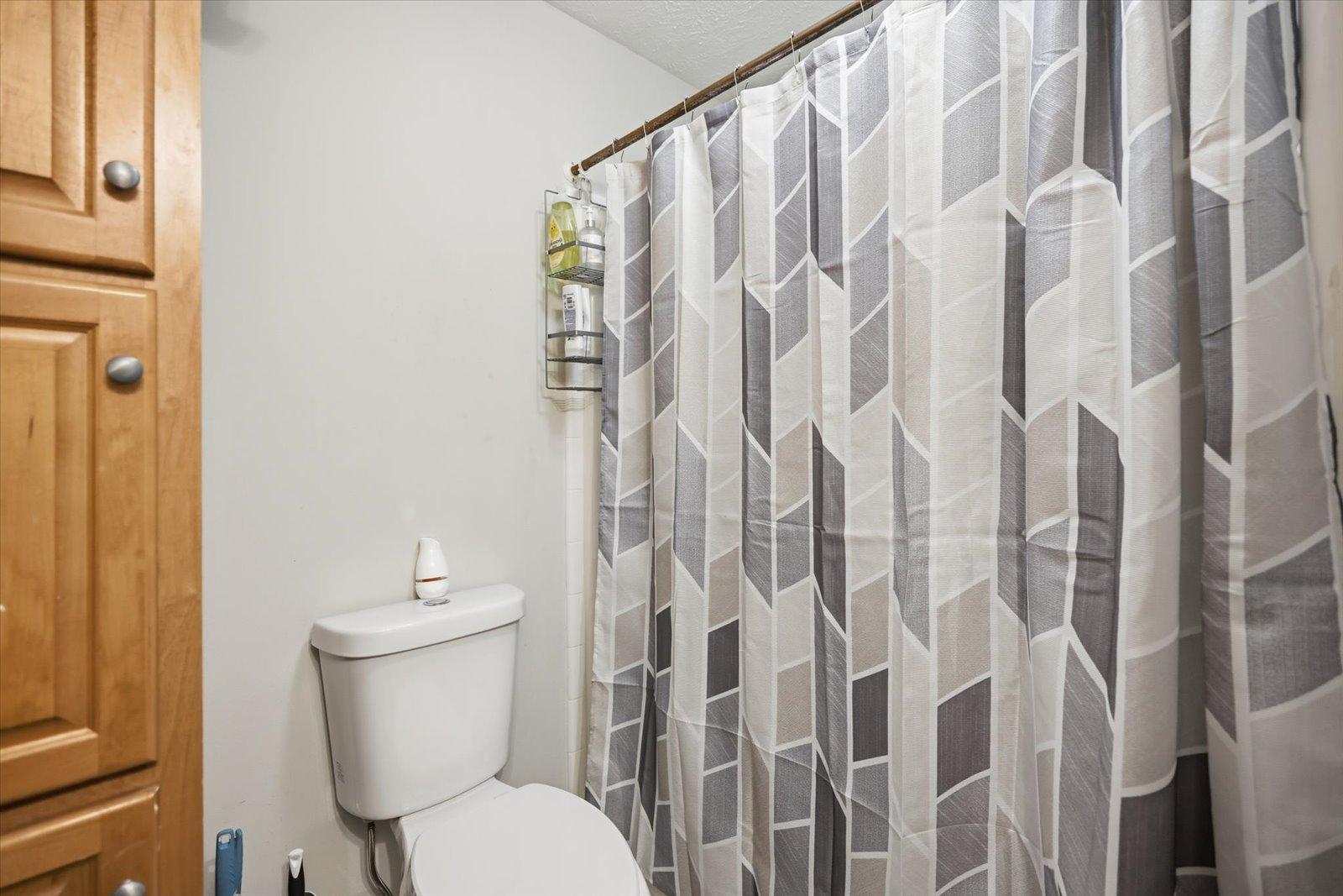 View of Residential at 4141 Fremont Avenue, Minneapolis MN 55412, Minneapolis (24 of 53) - Mike Wilen | Minnesota Team Real Estate