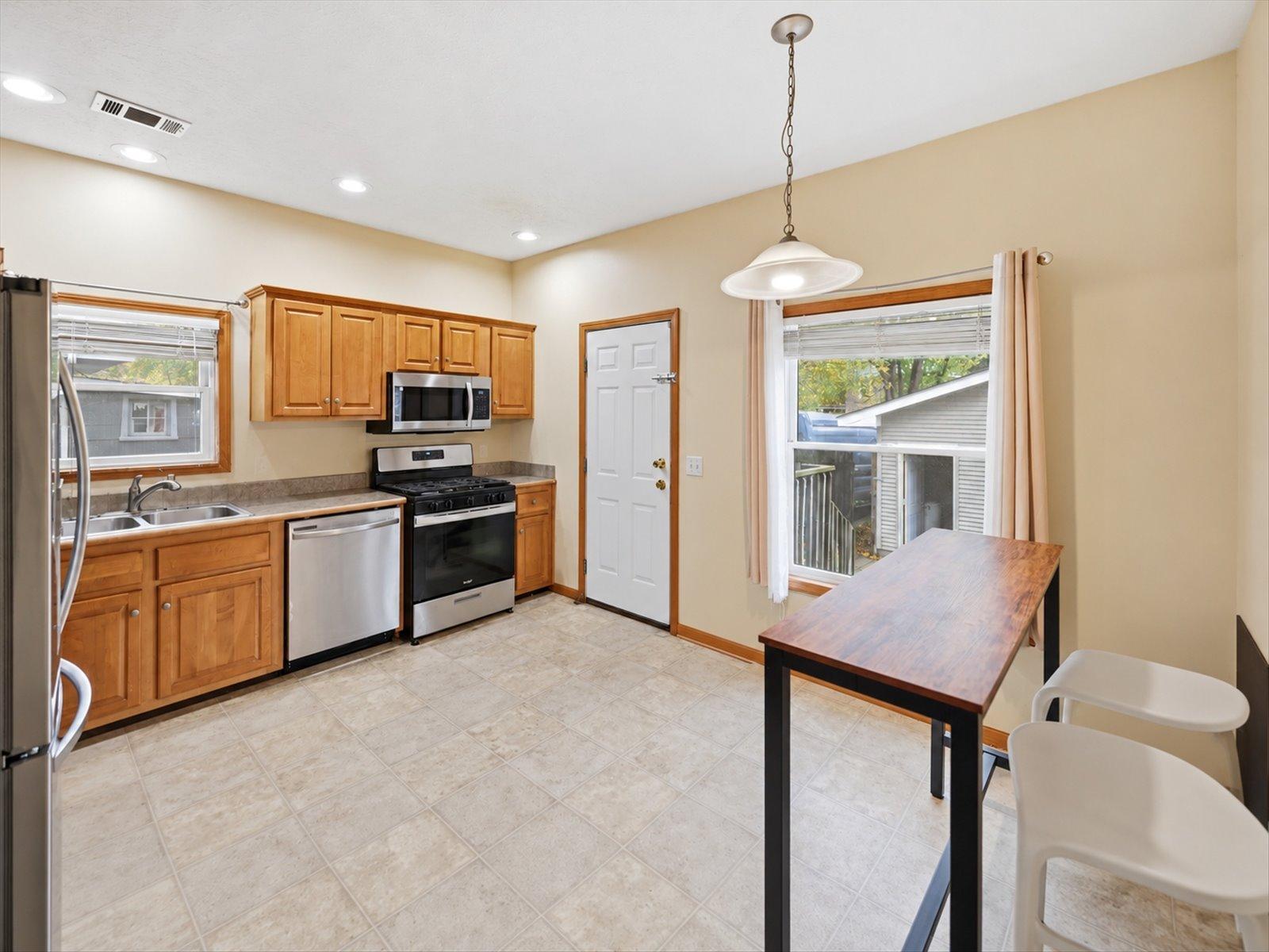 View of Residential at 4141 Fremont Avenue, Minneapolis MN 55412, Minneapolis (8 of 53) - Mike Wilen | Minnesota Team Real Estate